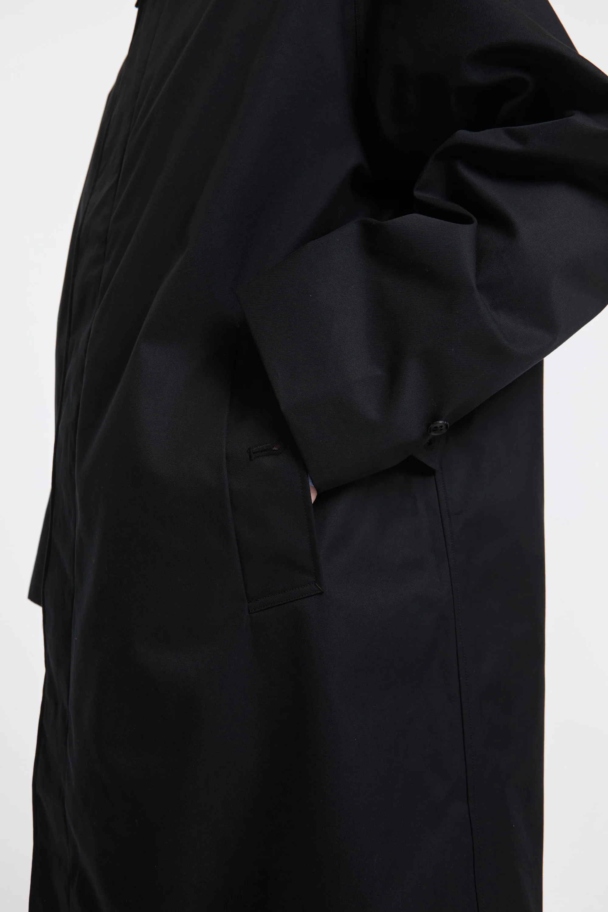 2L Cotton Gore-Tex Balmacaan Coat Black - Image 4