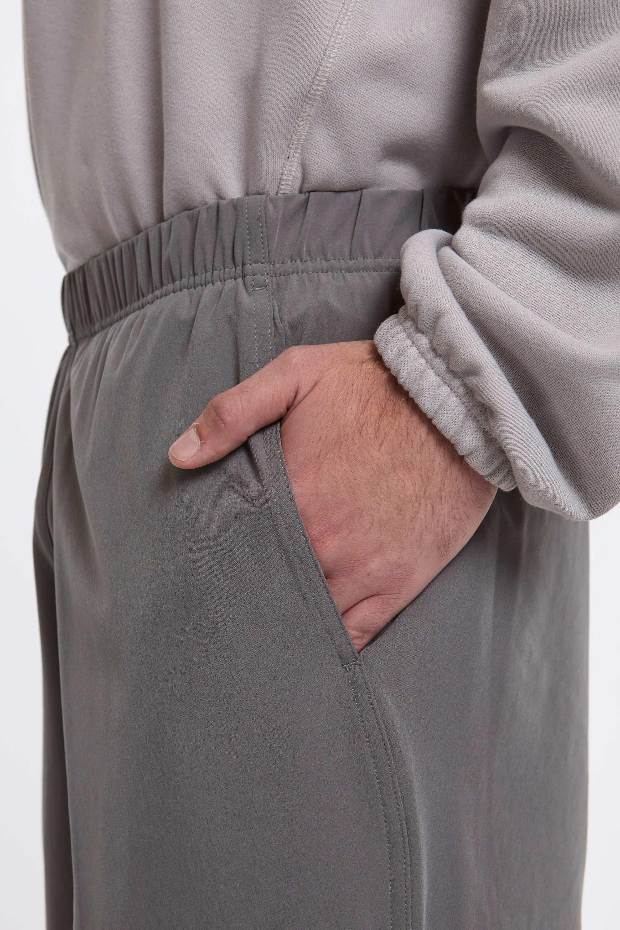 9" Training Shorts Carbon - Image 5
