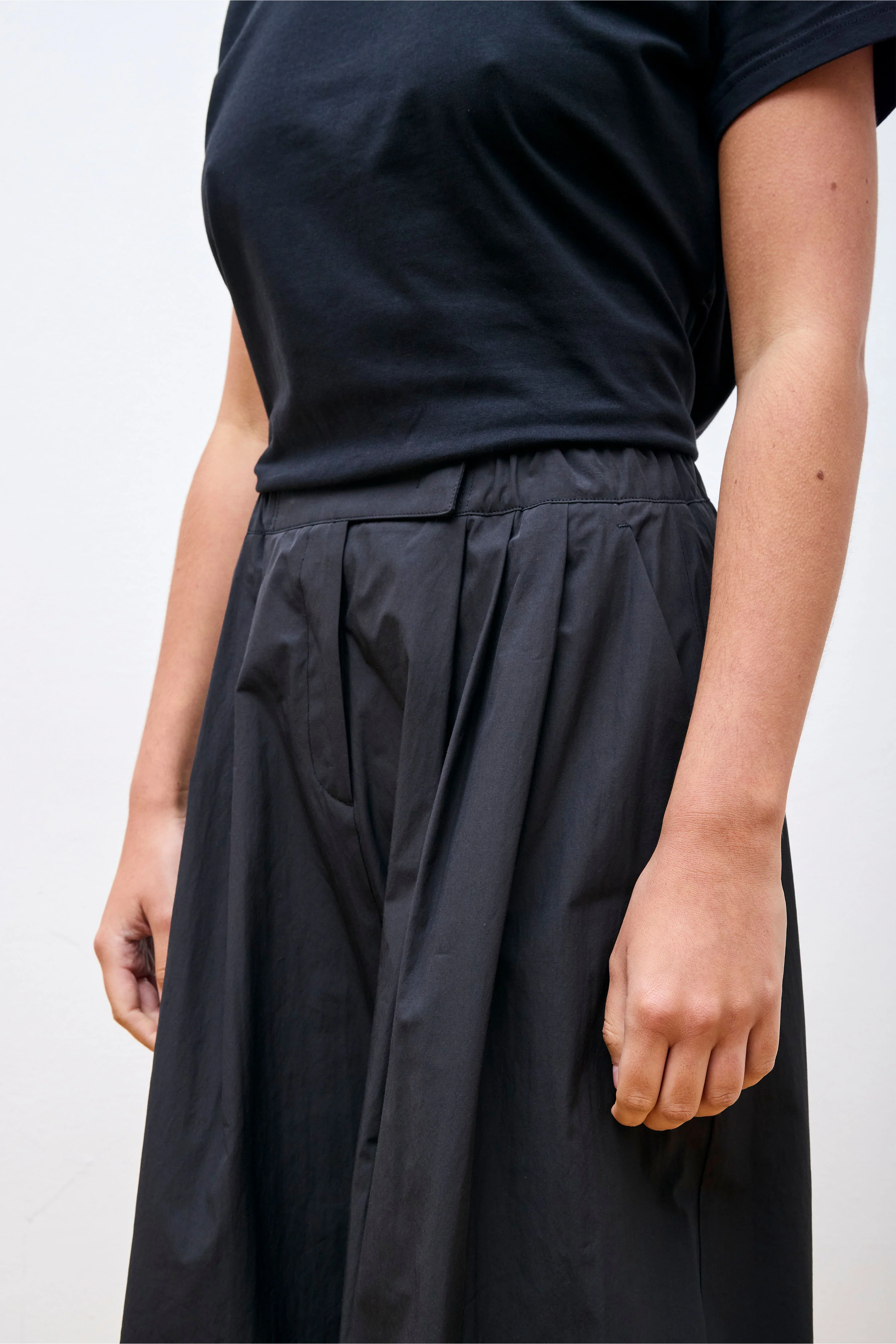 Three Tuck Banding Pants Black - Image 6
