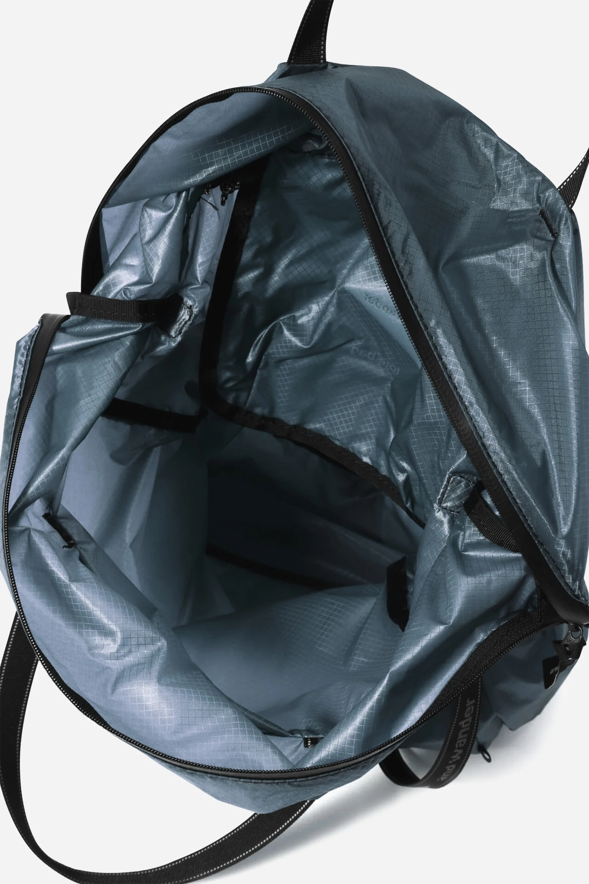 Sil Tote Bag Black - Image 10