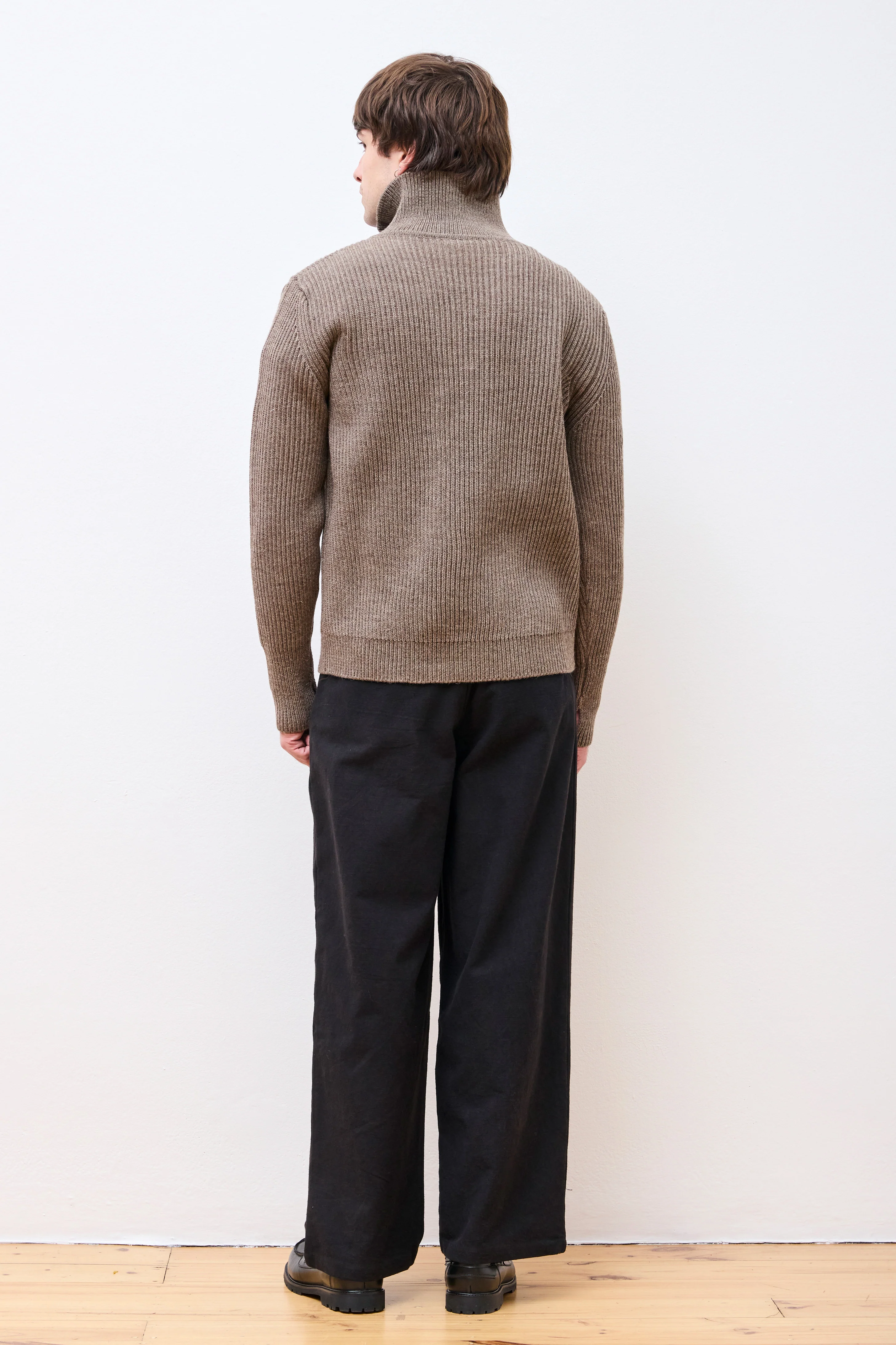 Navy Half-Zip Natural Taupe - Image 6