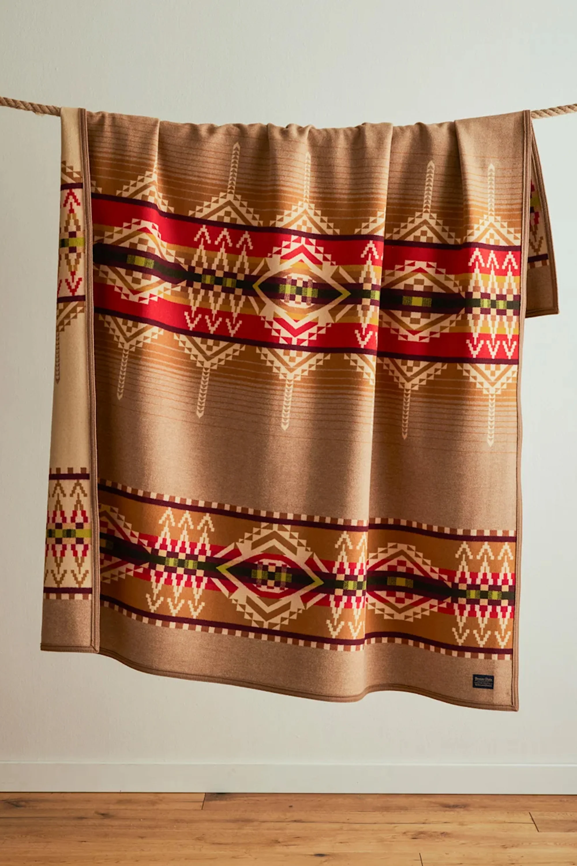 Beacon Rock Blanket - Image 5
