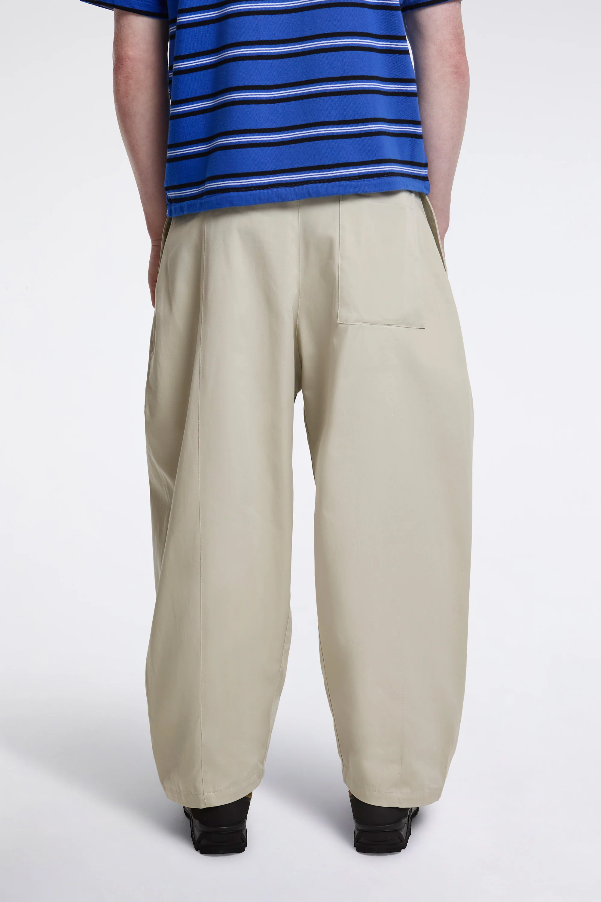 Box Pleat Trouser Ivory - Image 2