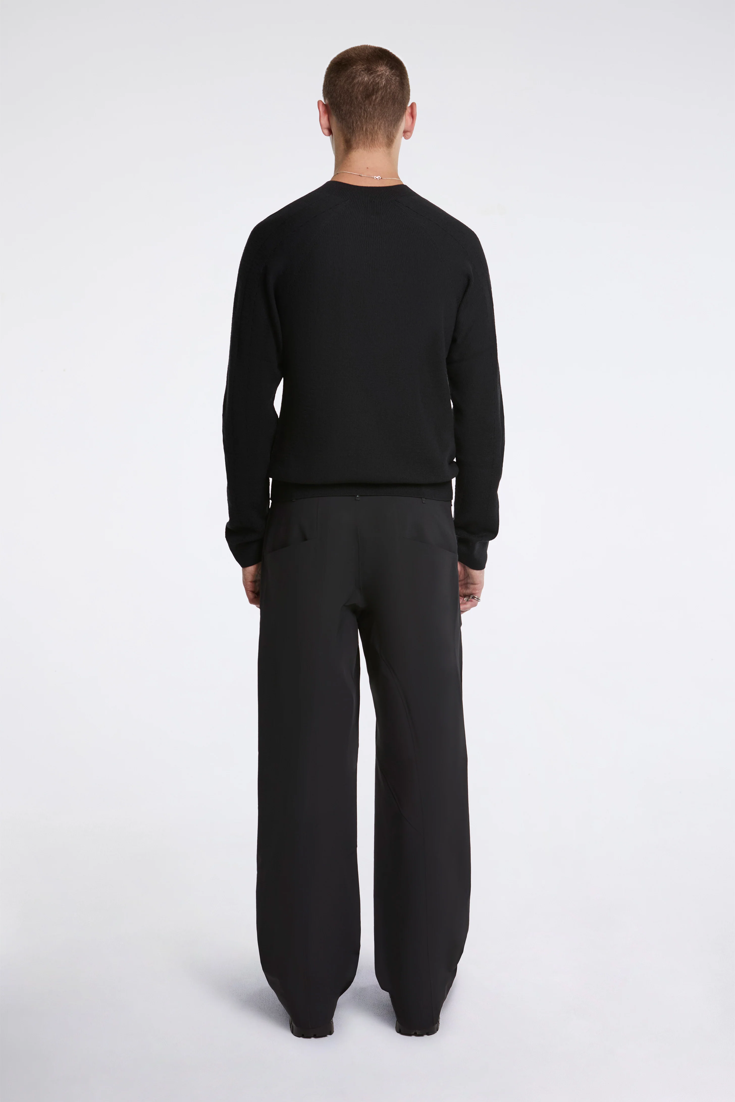 Conic Wool Midlayer M Black - Image 6