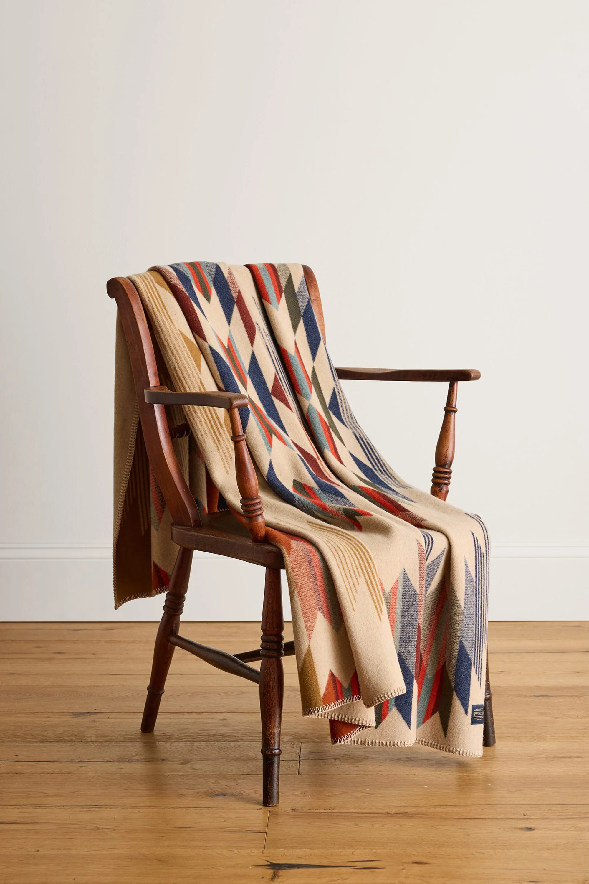 Contemporary Napped Throw Wyeth Falls - Image 5