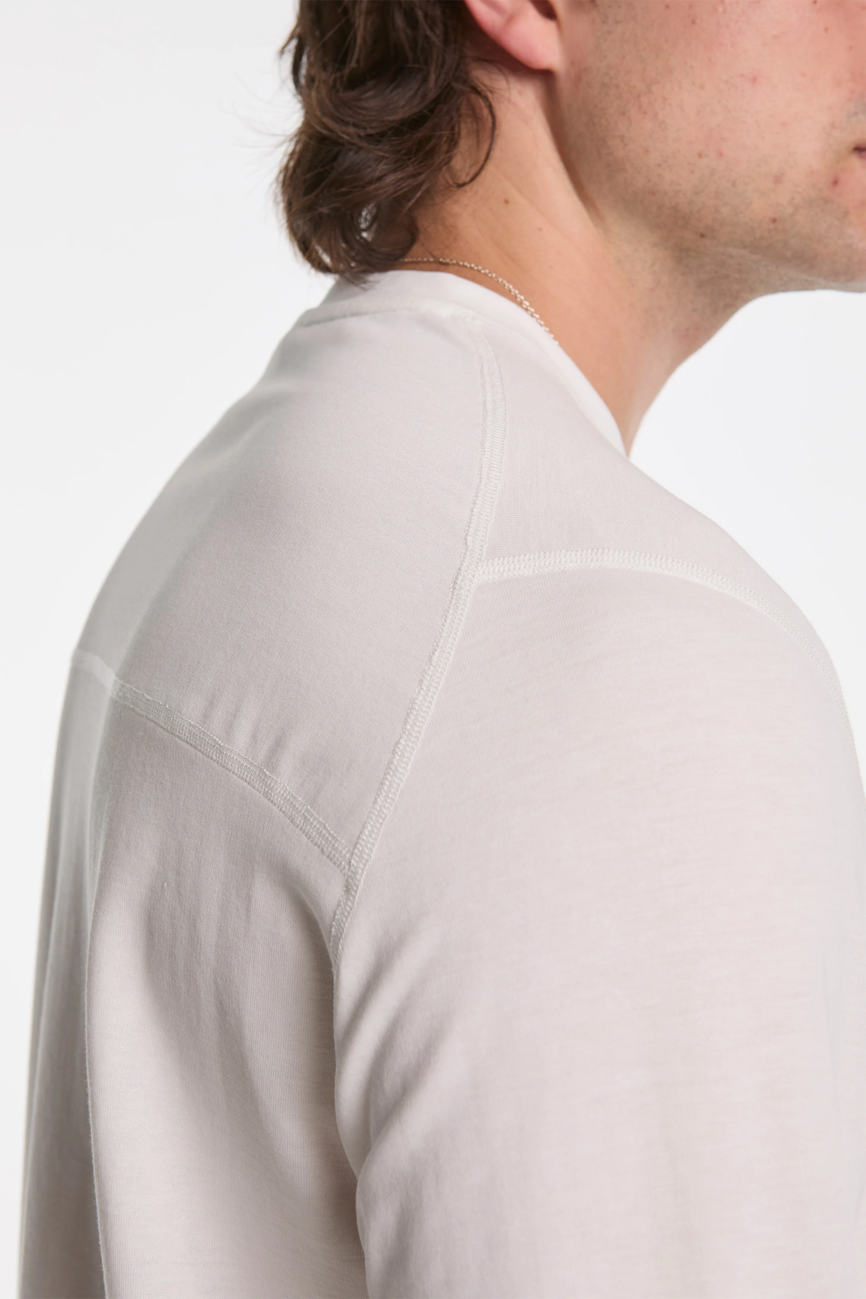 Contour Long Sleeve T-Shirt White - Image 4