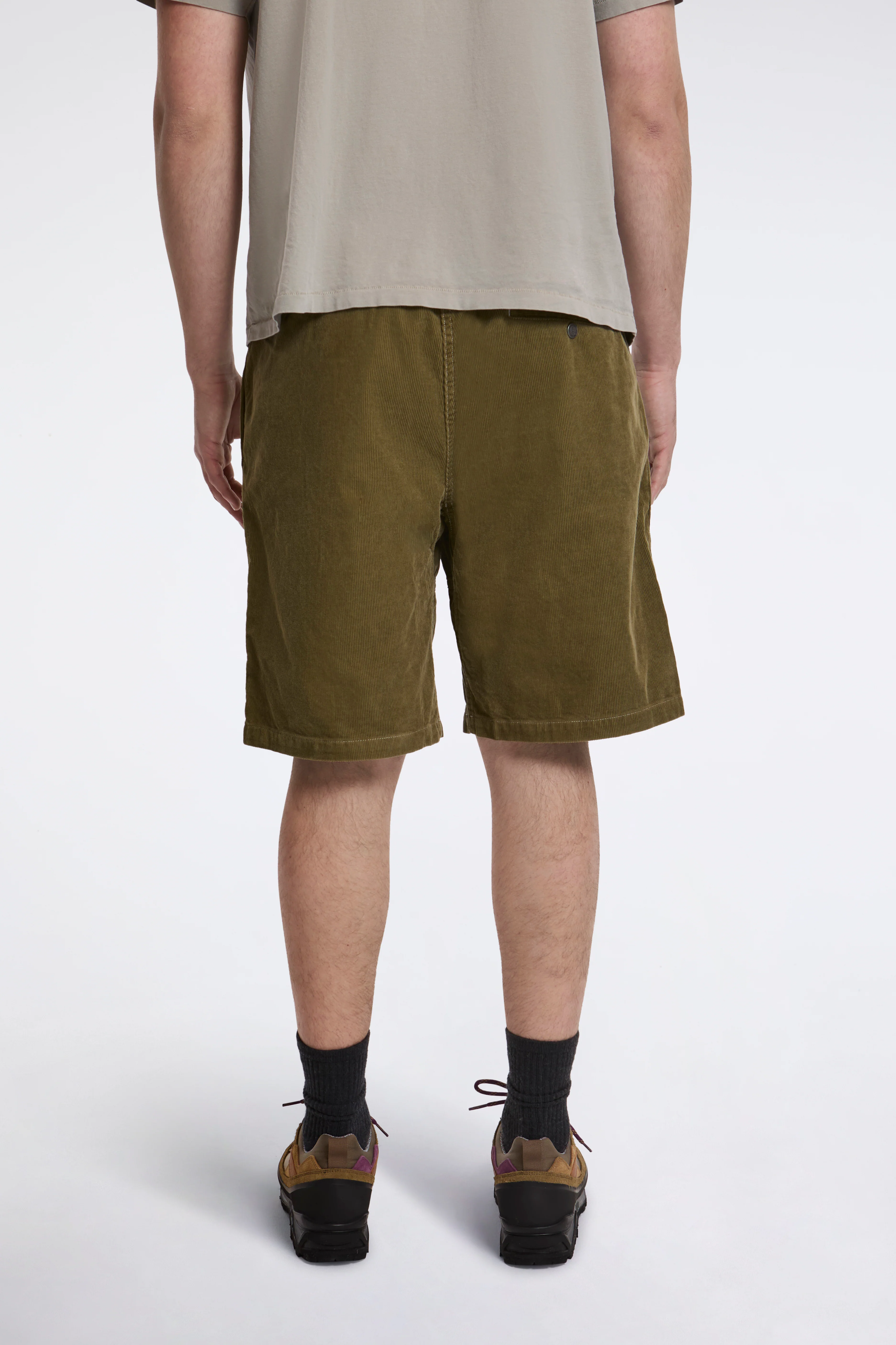 Corduroy G-Short Olive - Image 2
