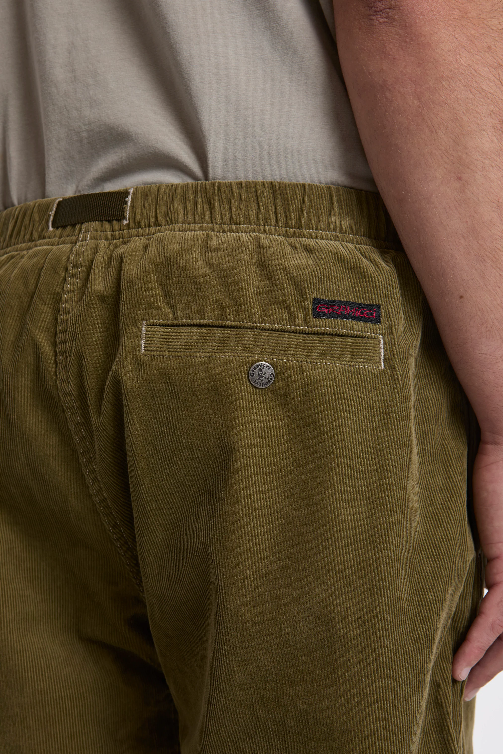 Corduroy G-Short Olive - Image 5