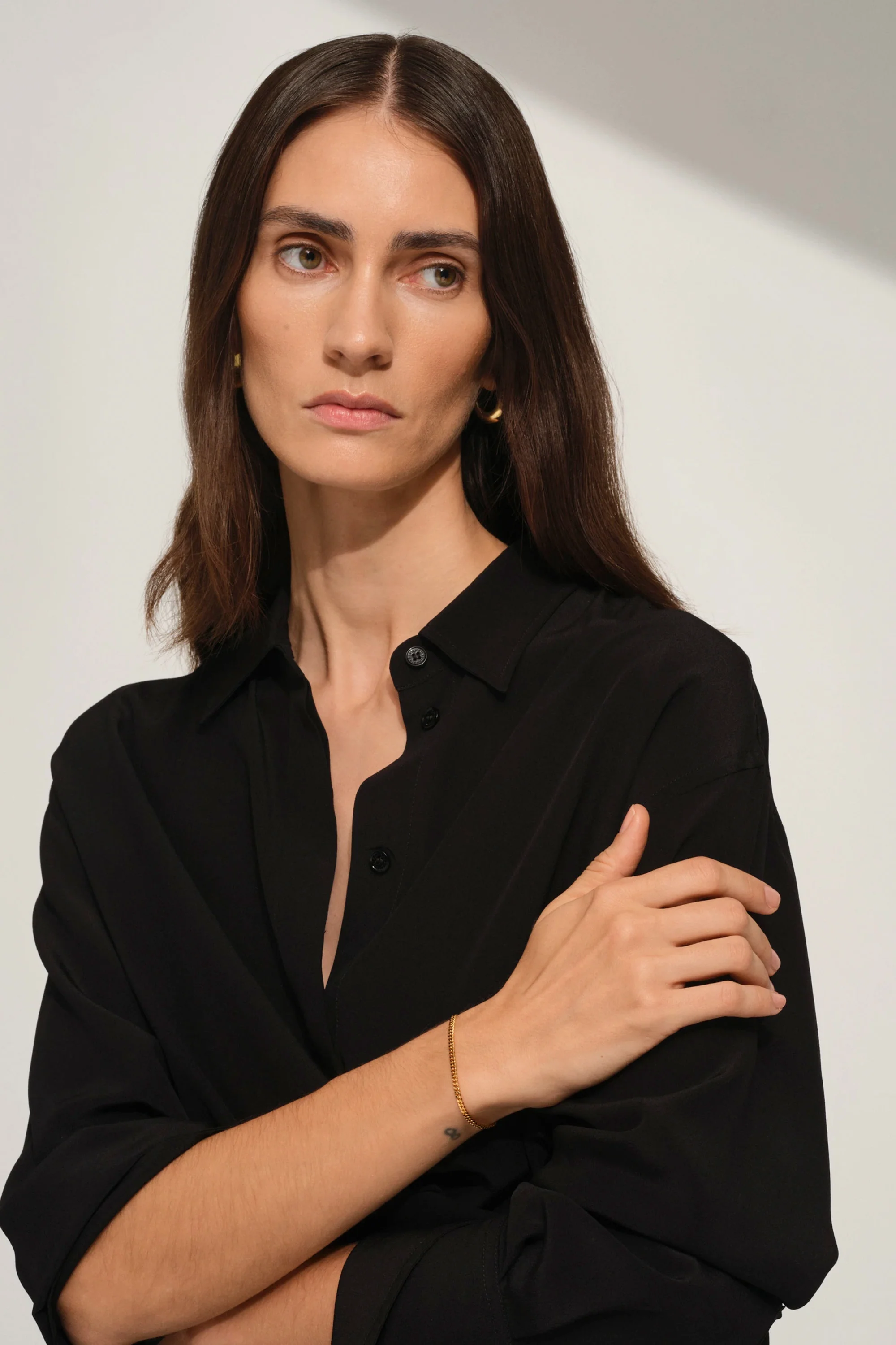 Curb Bracelet M Gold - Image 3