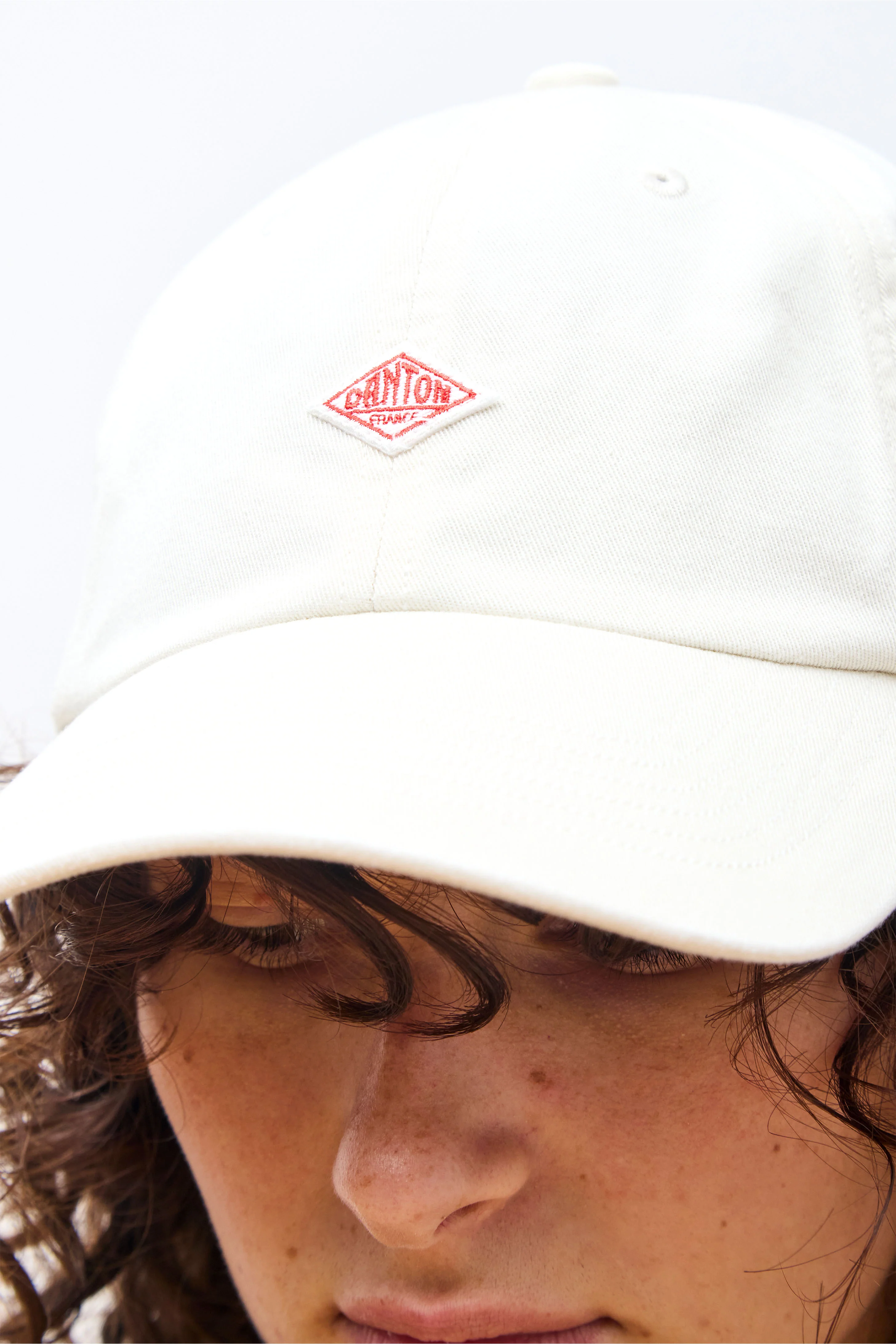 6 Panel Cap Ecru - Image 3