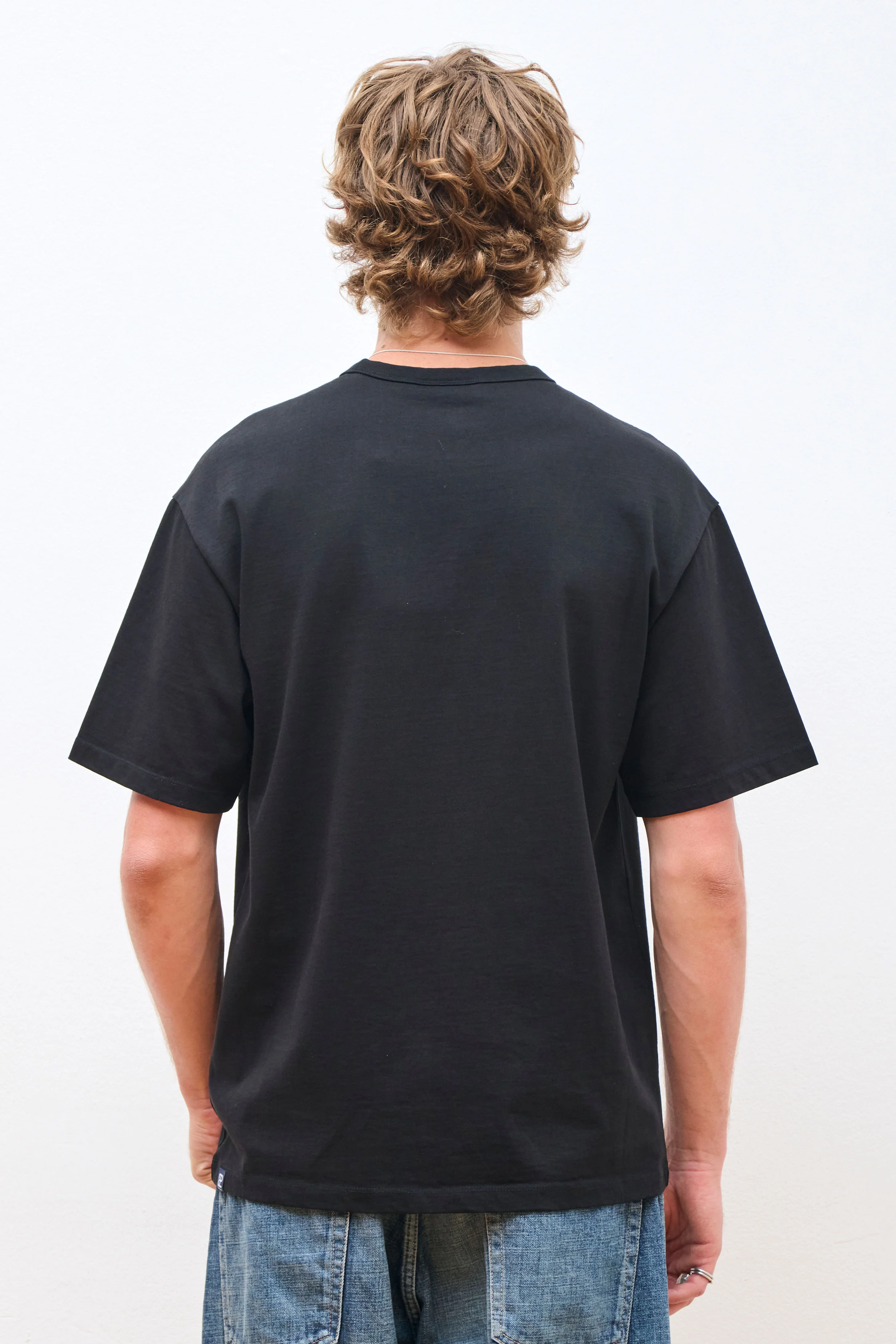 Loose Fit T-Shirt Black - Image 4