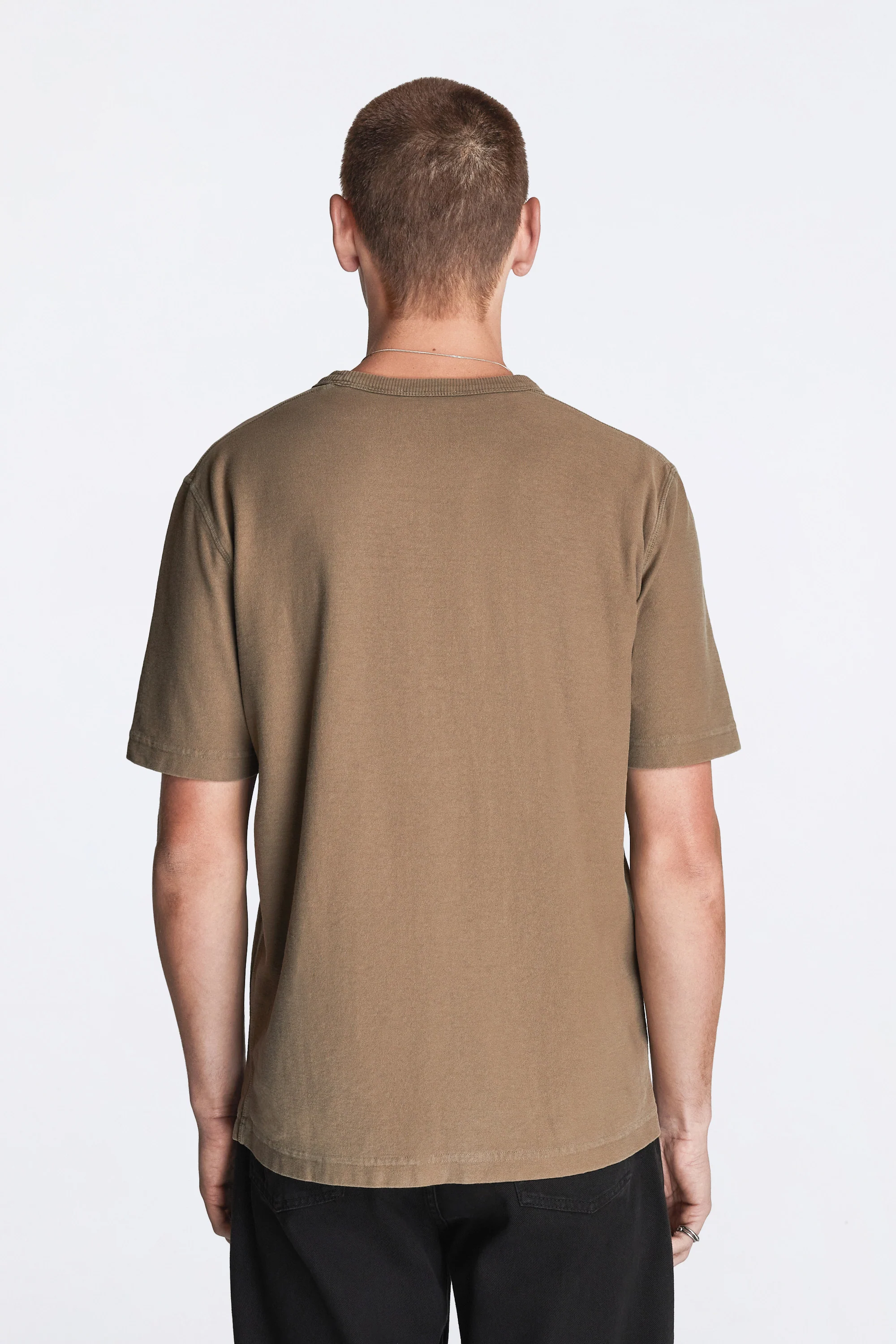 Elmelunde Organic Dry Cotton GMD T-shirt Walnut - Image 4