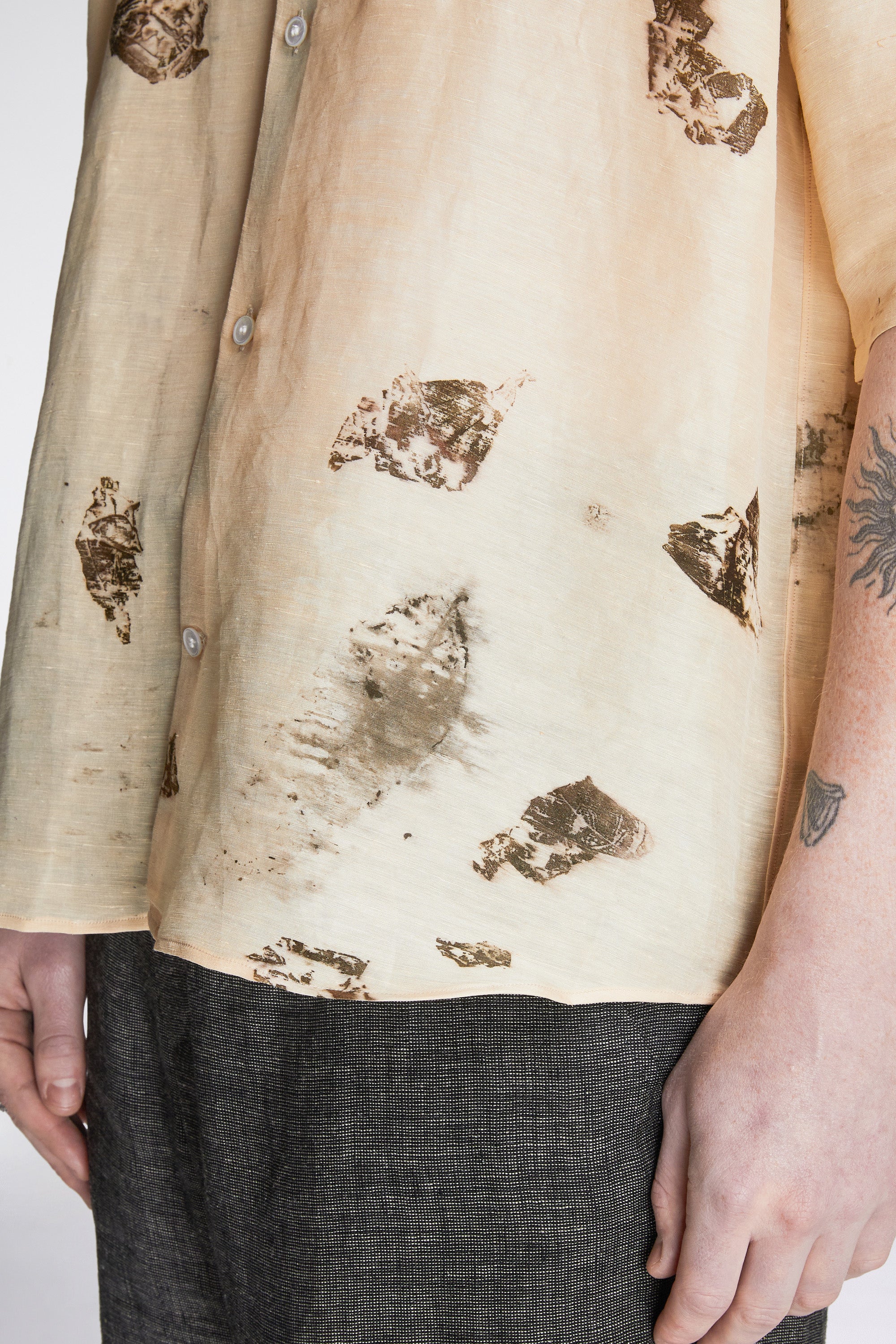 Eternal SS Shirt Khadi Silk Linen Hand Leaf Print - Image 3