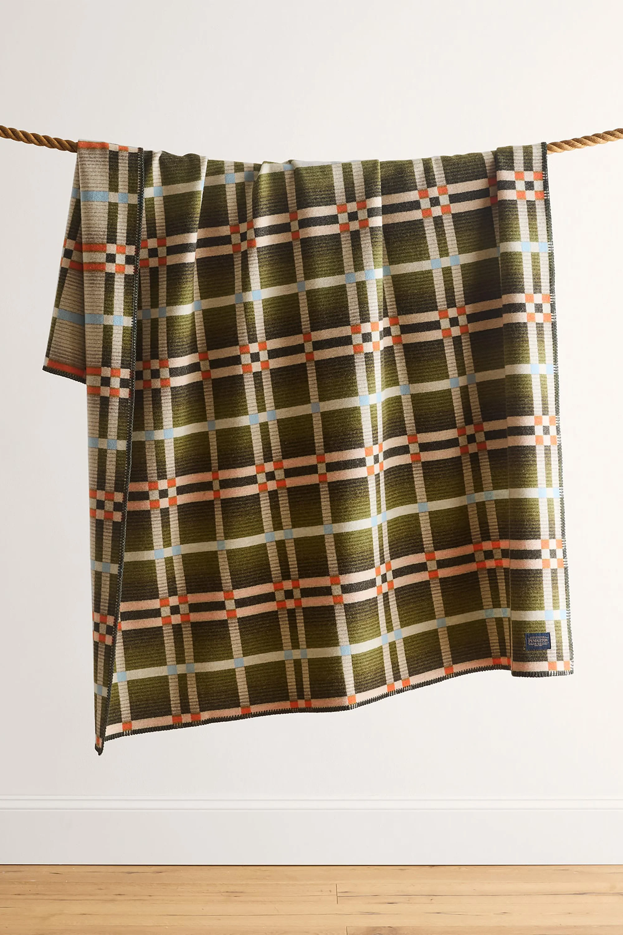 Four Square Throw Slide Mountain Olive - Image 3