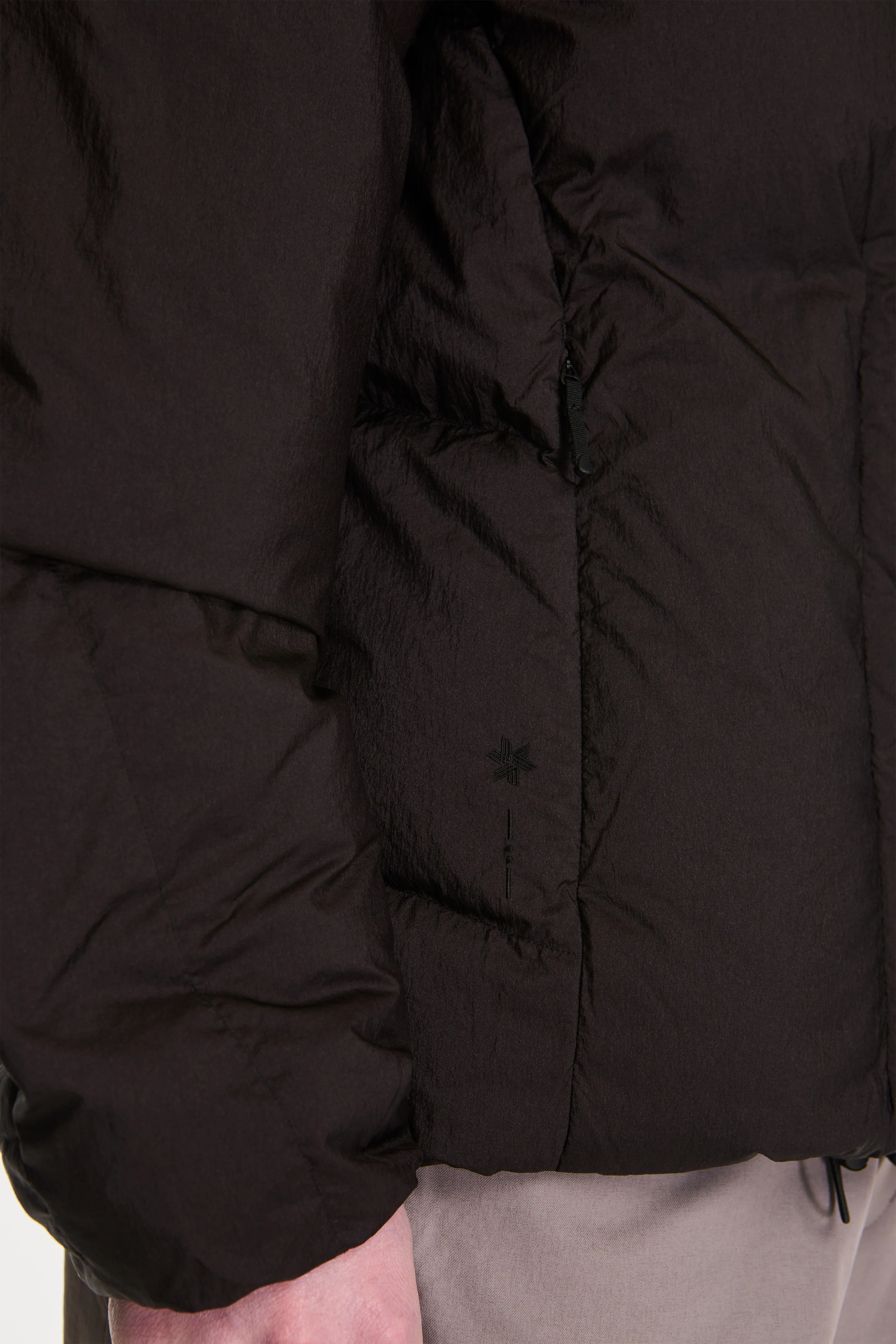 Goldwin _J.L-A.L_ Down Jacket After Dark - Image 4