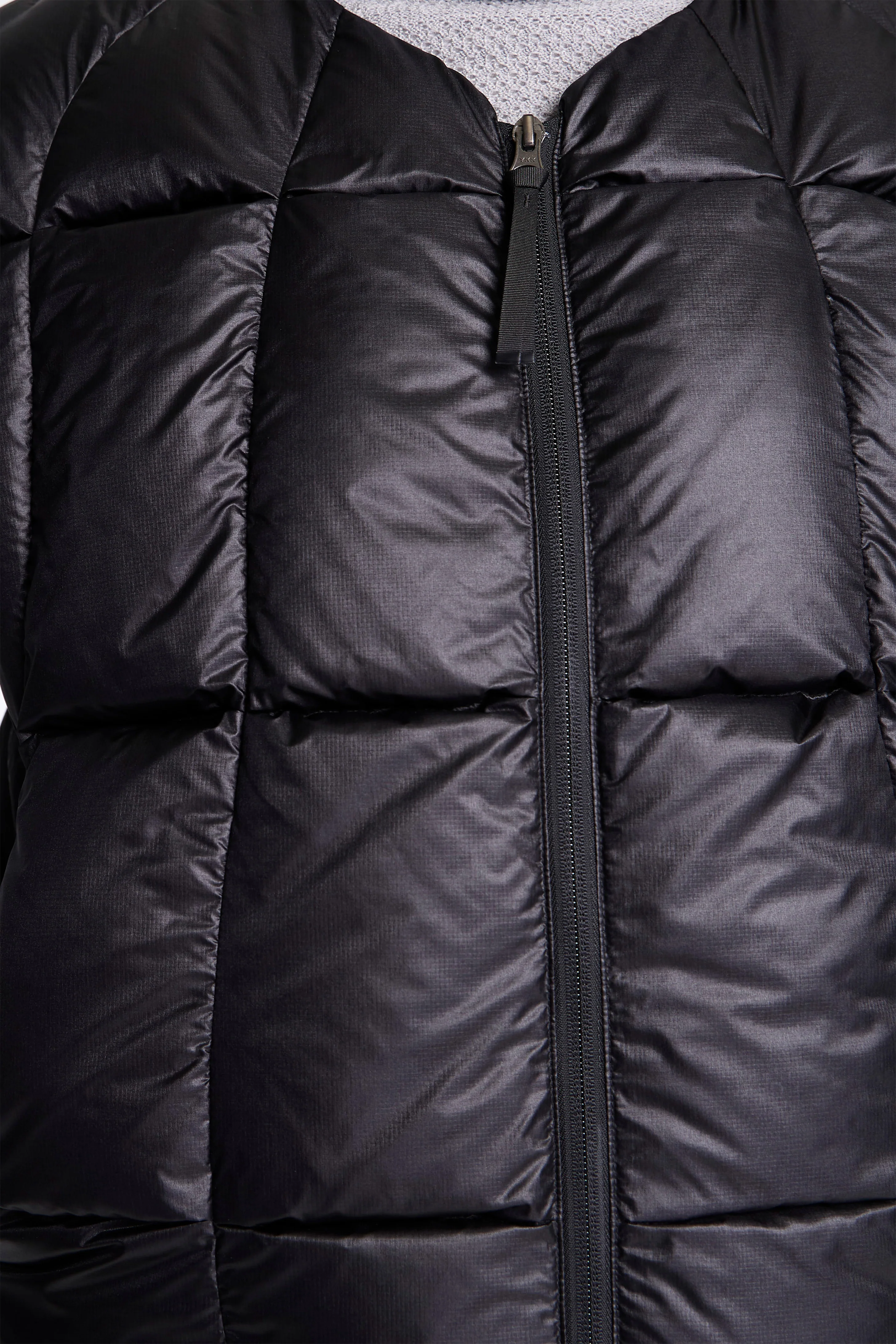 Three-Dimensional Down Light Vest Biotite - Image 3