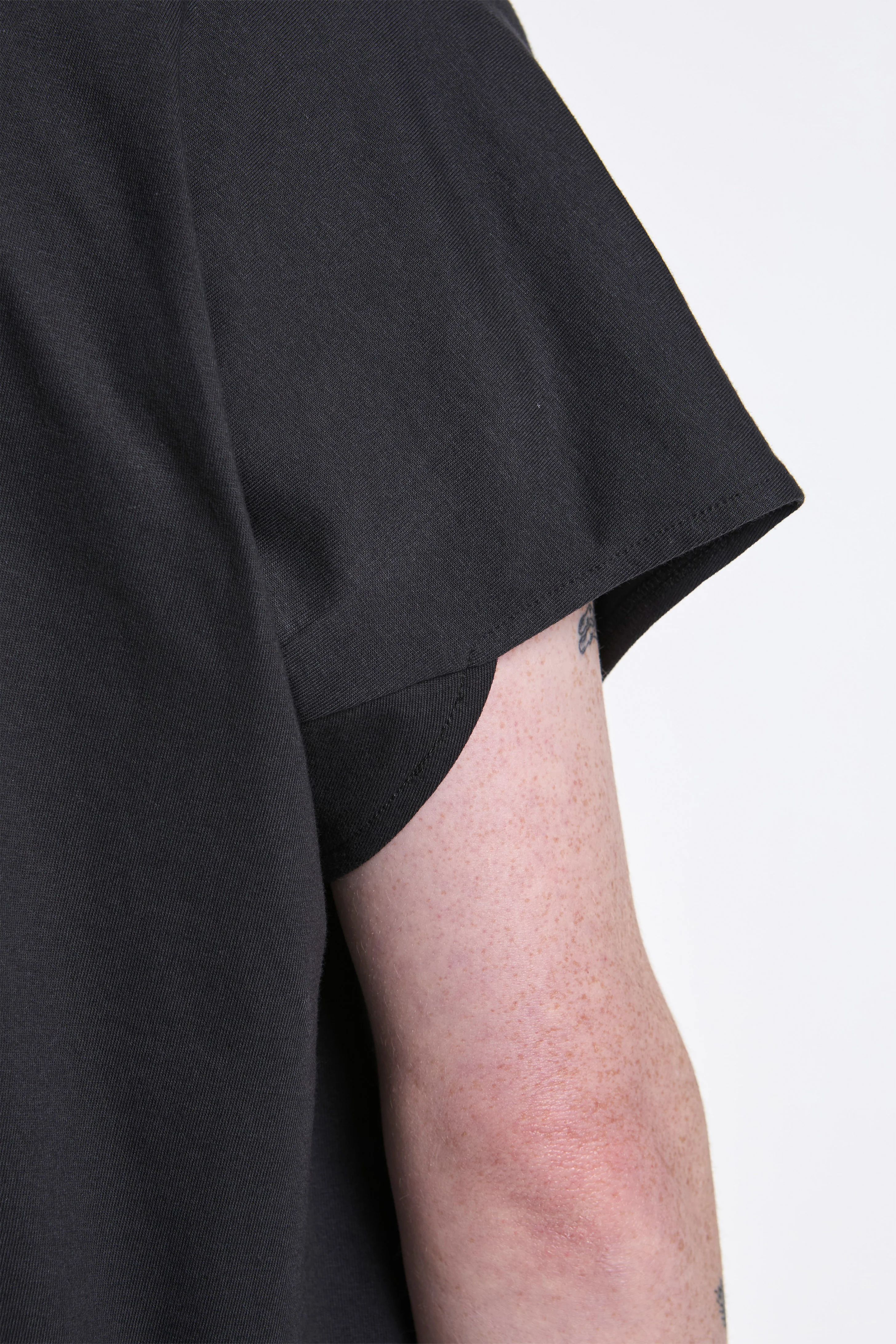 Helicoid T-Shirt Ink Black - Image 4