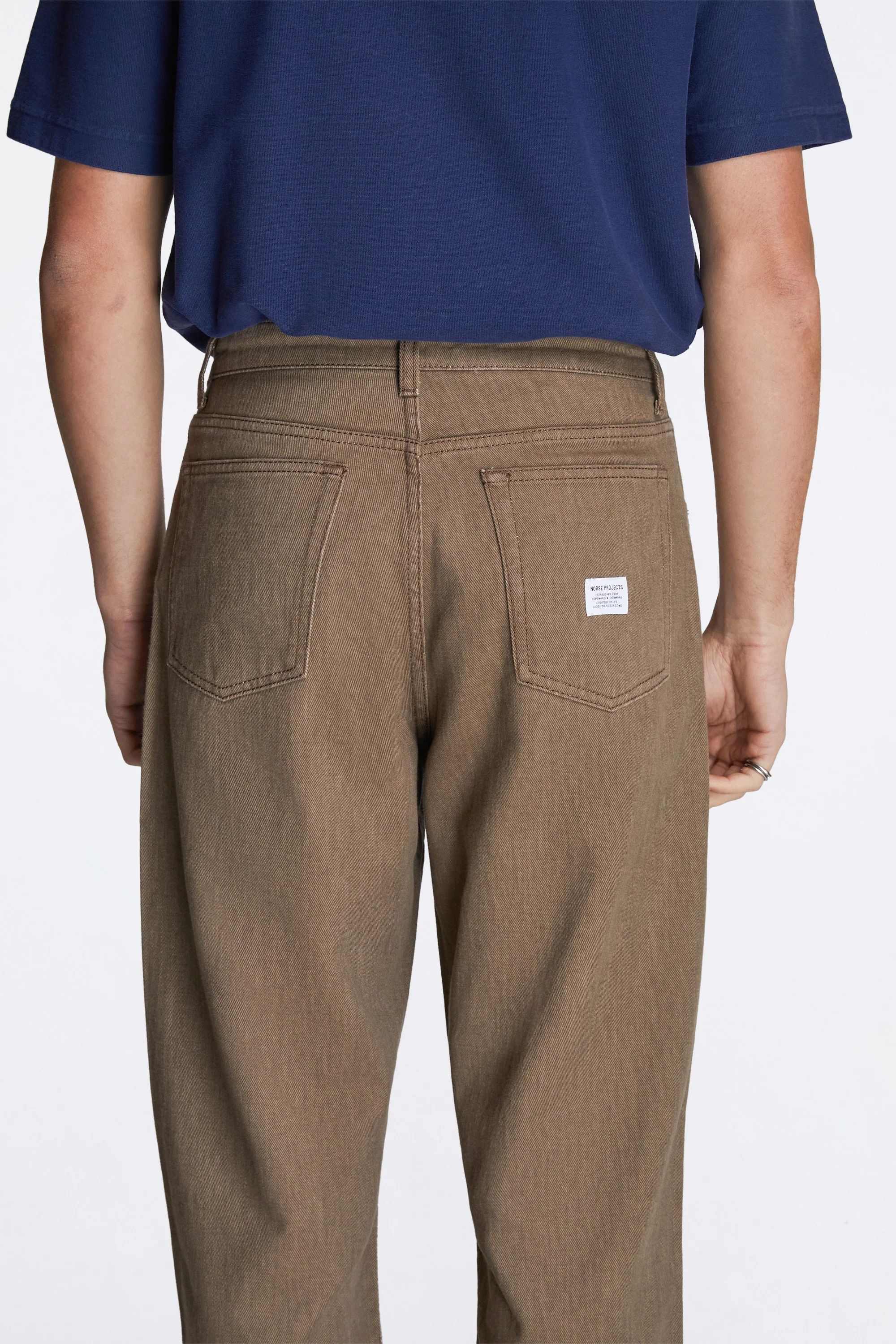 Korshavn Relaxed 5 Pocket Resist Dyed Twill Walnut - Image 4