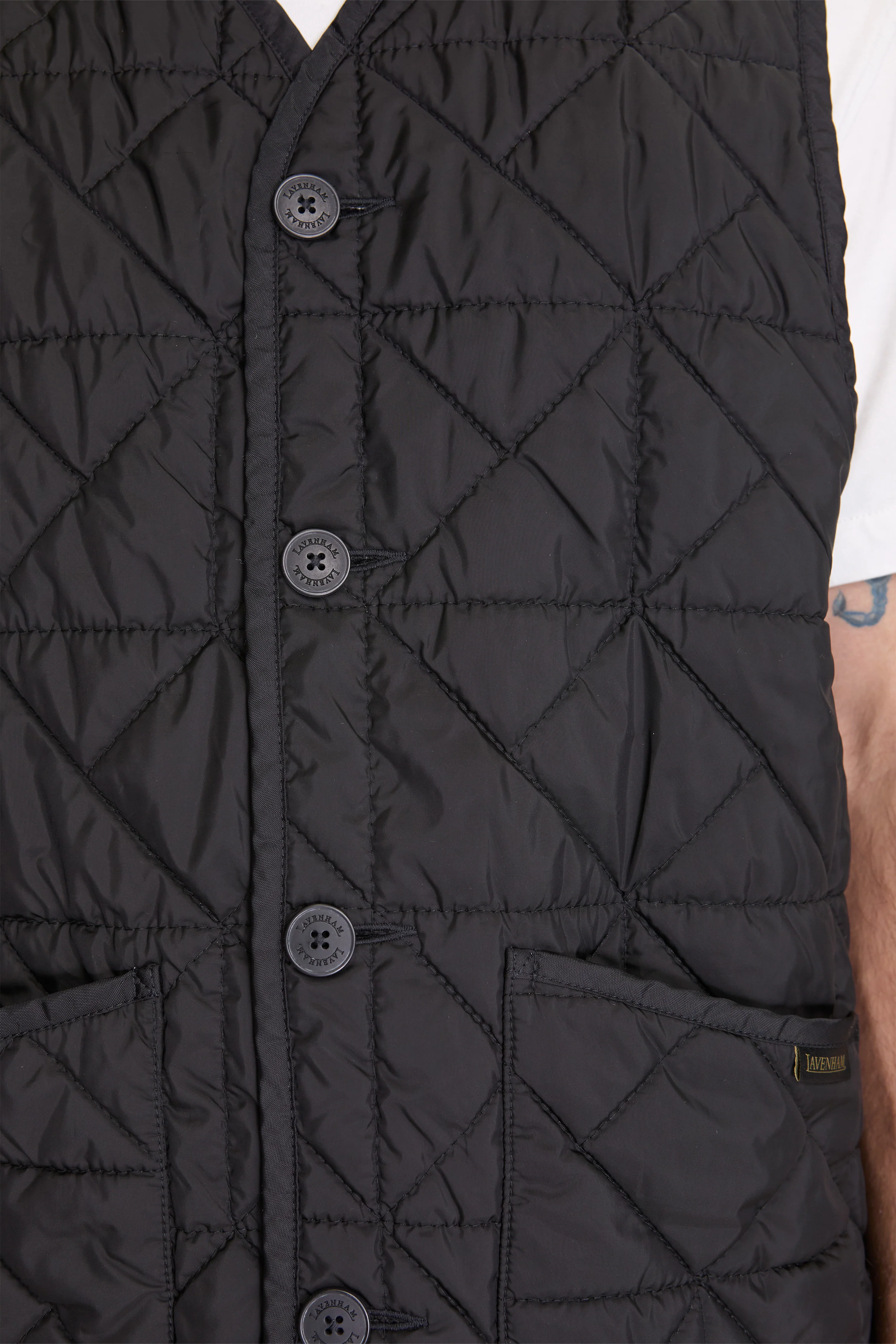 Washed Button Front Thornham Vest Sable/Black - Image 3
