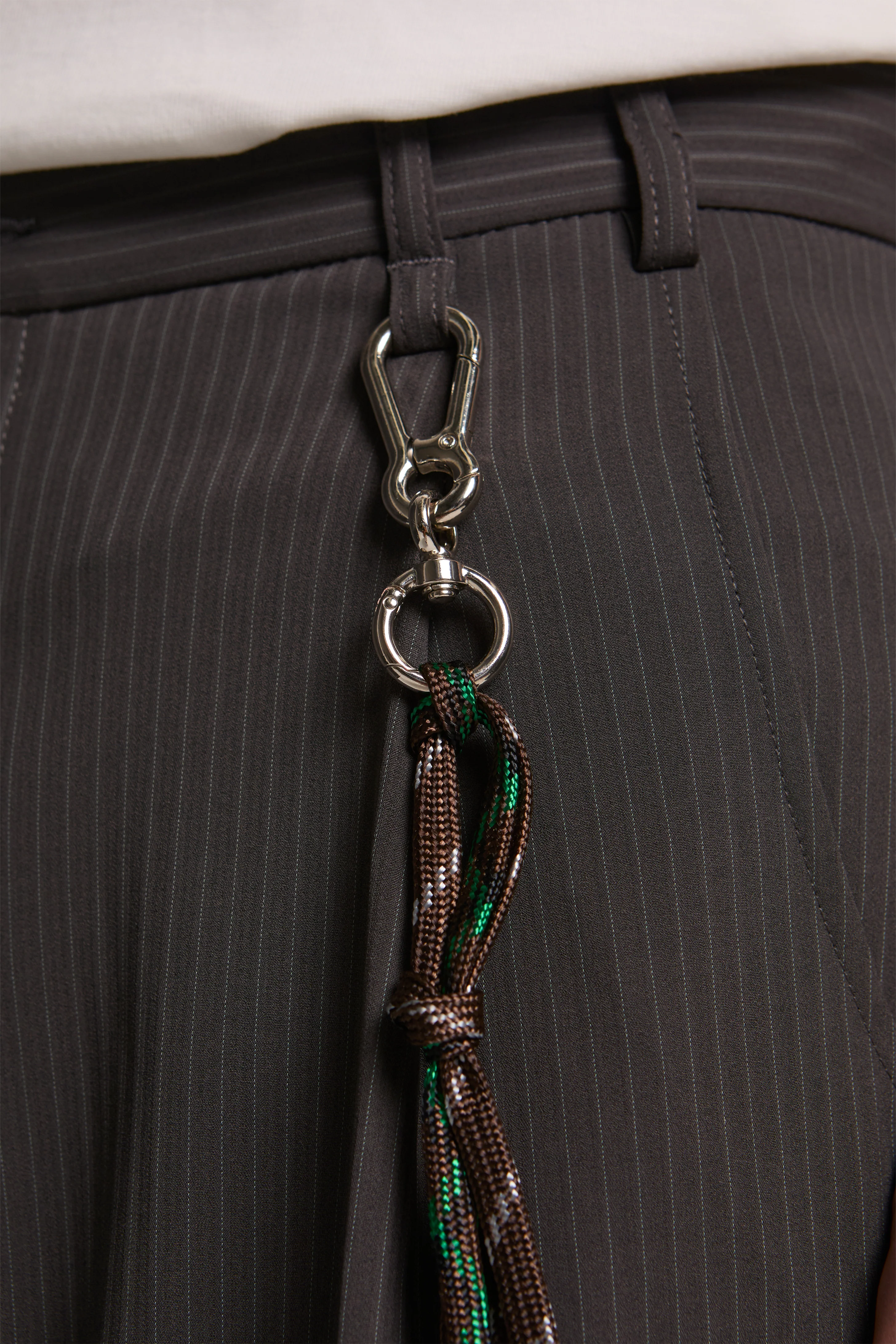 Loose Pleated Pant Brown Stripe - Image 4