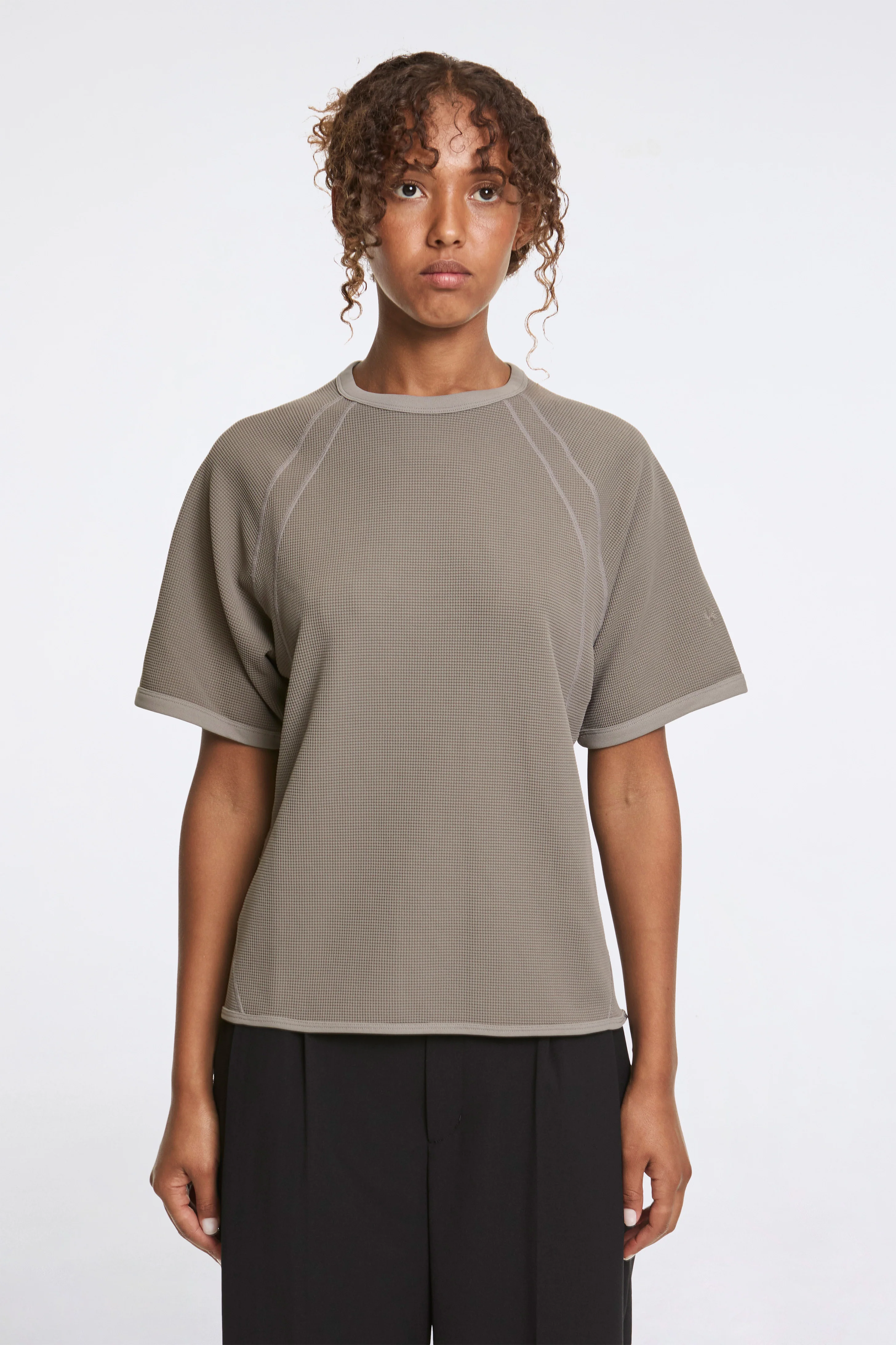 W's Mesh WF Actinoid T-Shirt Arid Beige - Image 2