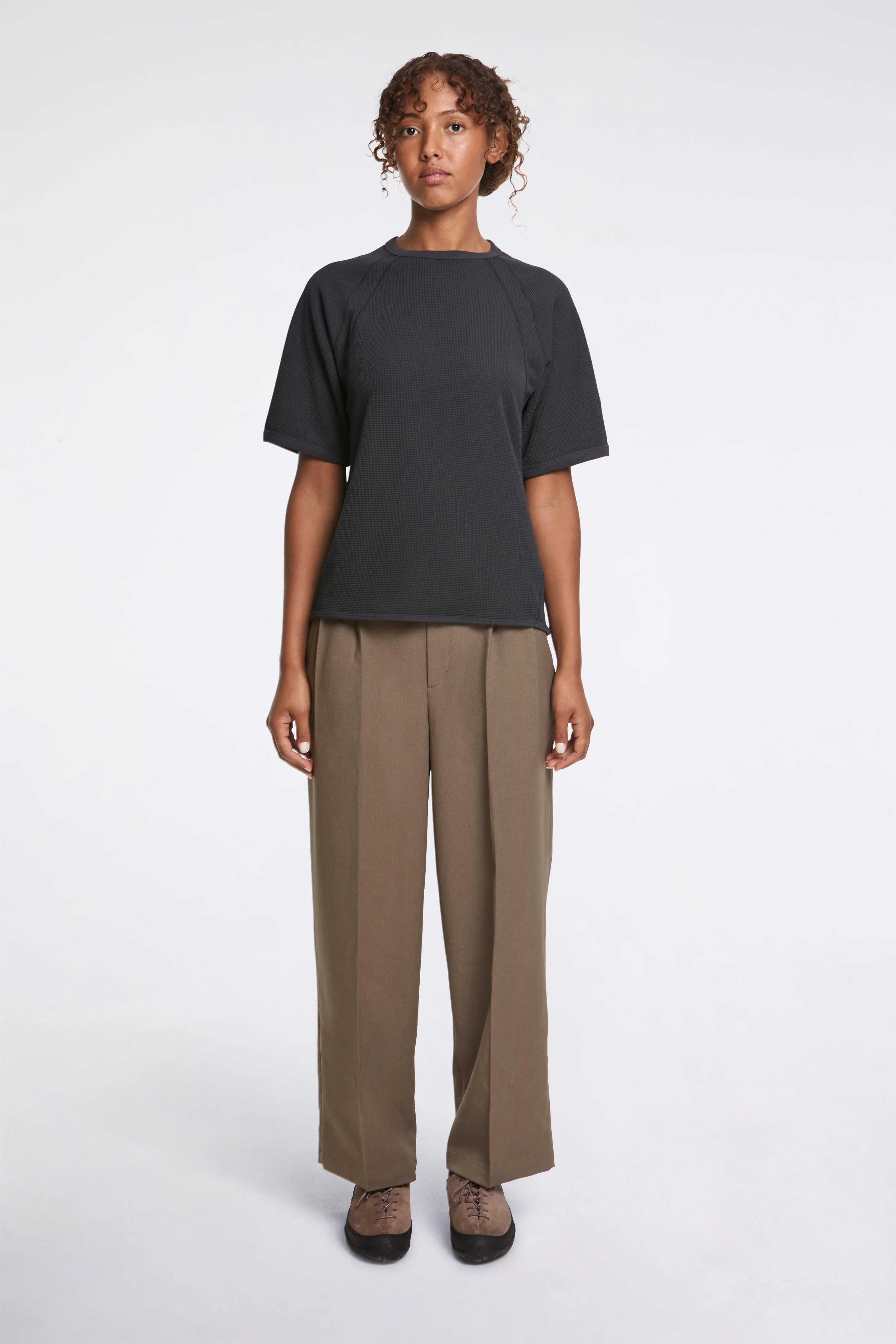 W's Mesh WF Actinoid T-Shirt Ebony Gray - Image 5