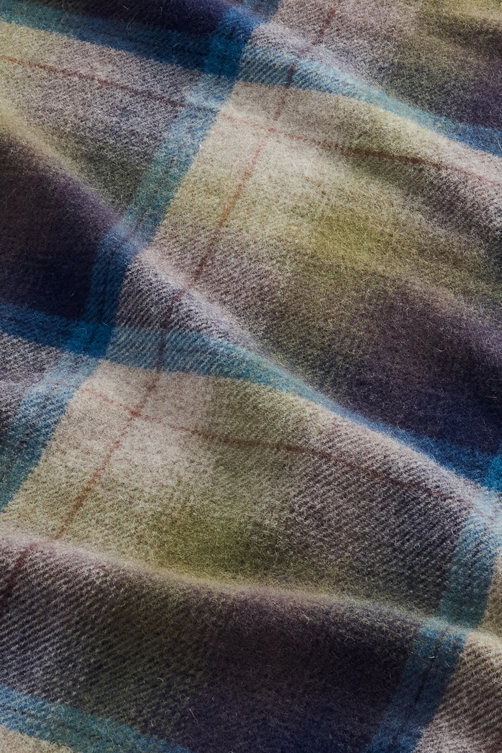 Motor Robe With Carrier Haystack Plaid - Image 5