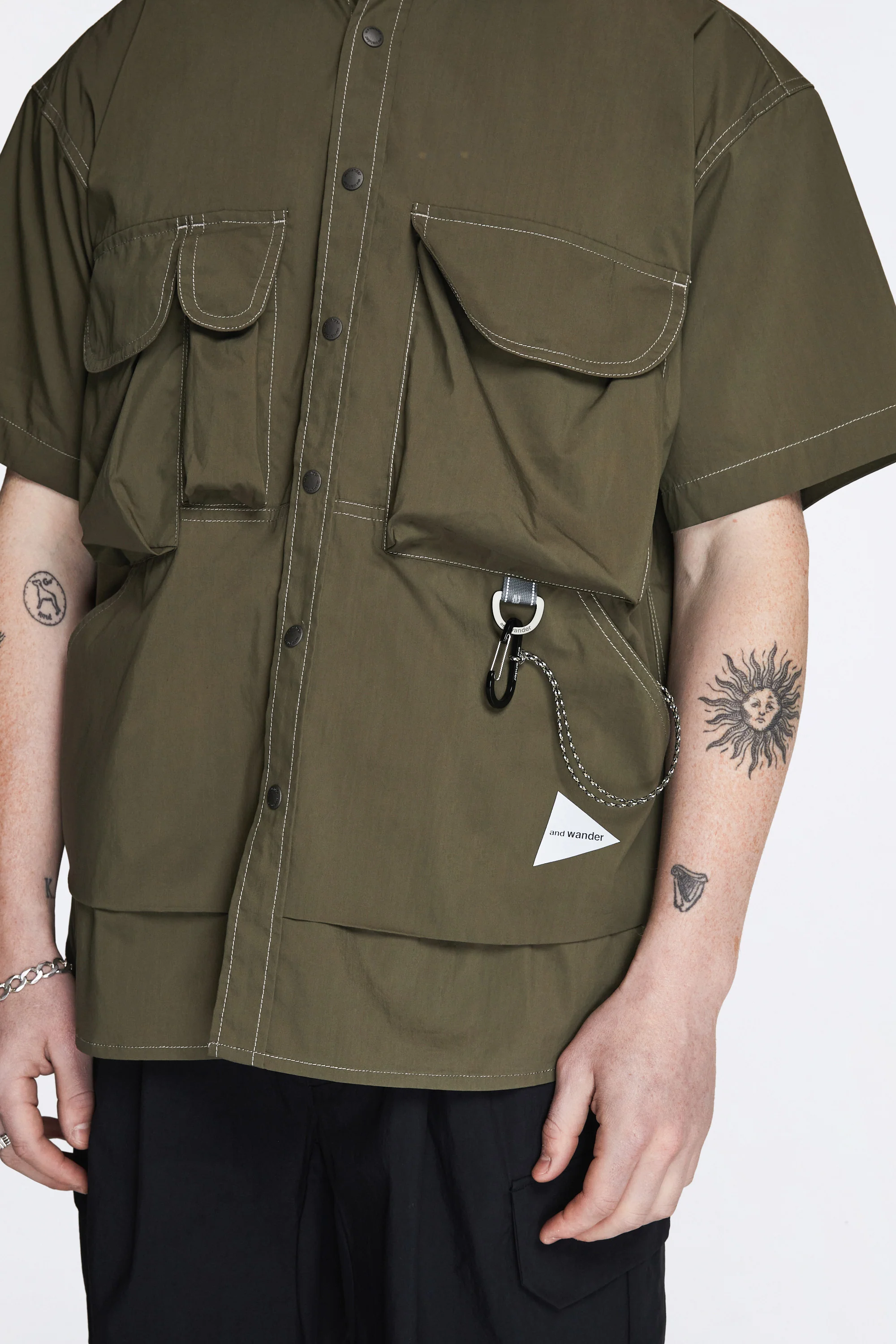 Multi Pocket SS Shirt Khaki - Image 3