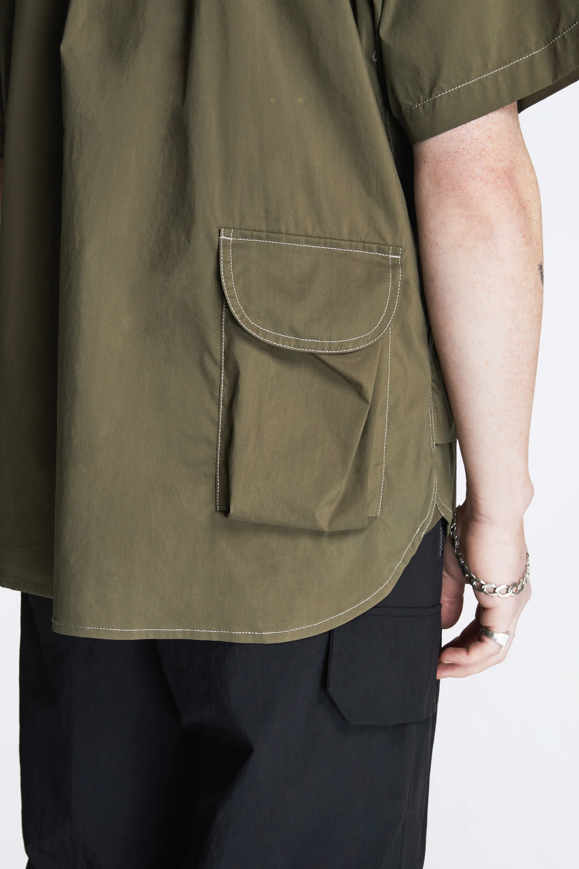 Multi Pocket SS Shirt Khaki - Image 4