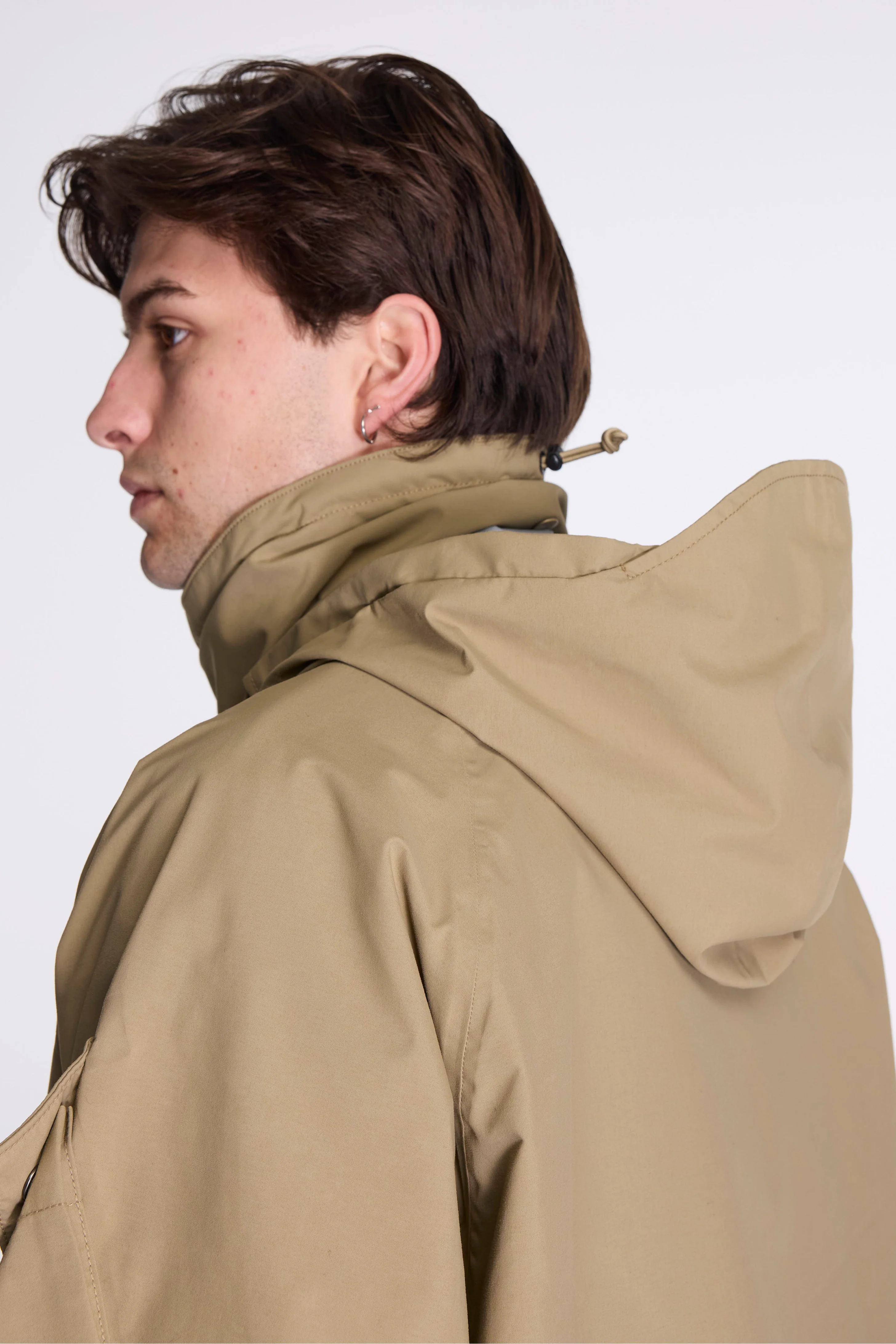 2L Nylon Gore-Tex Cruiser Coat Khaki Beige - Image 9