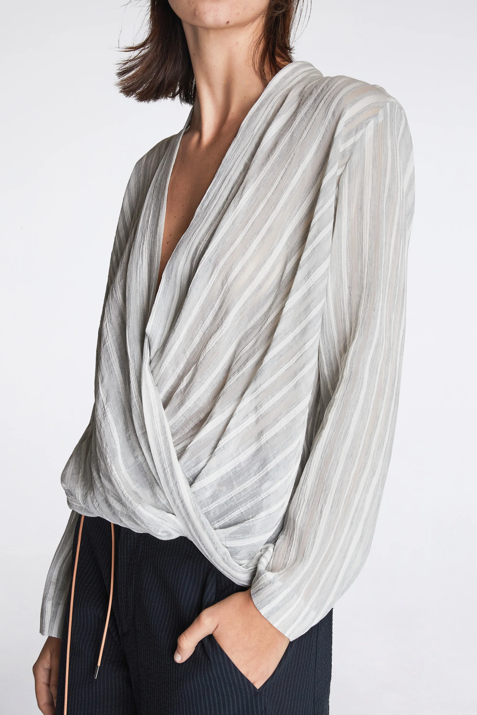Nong Khiaw Blouse Cloud Stripe Ash Grey - Image 3