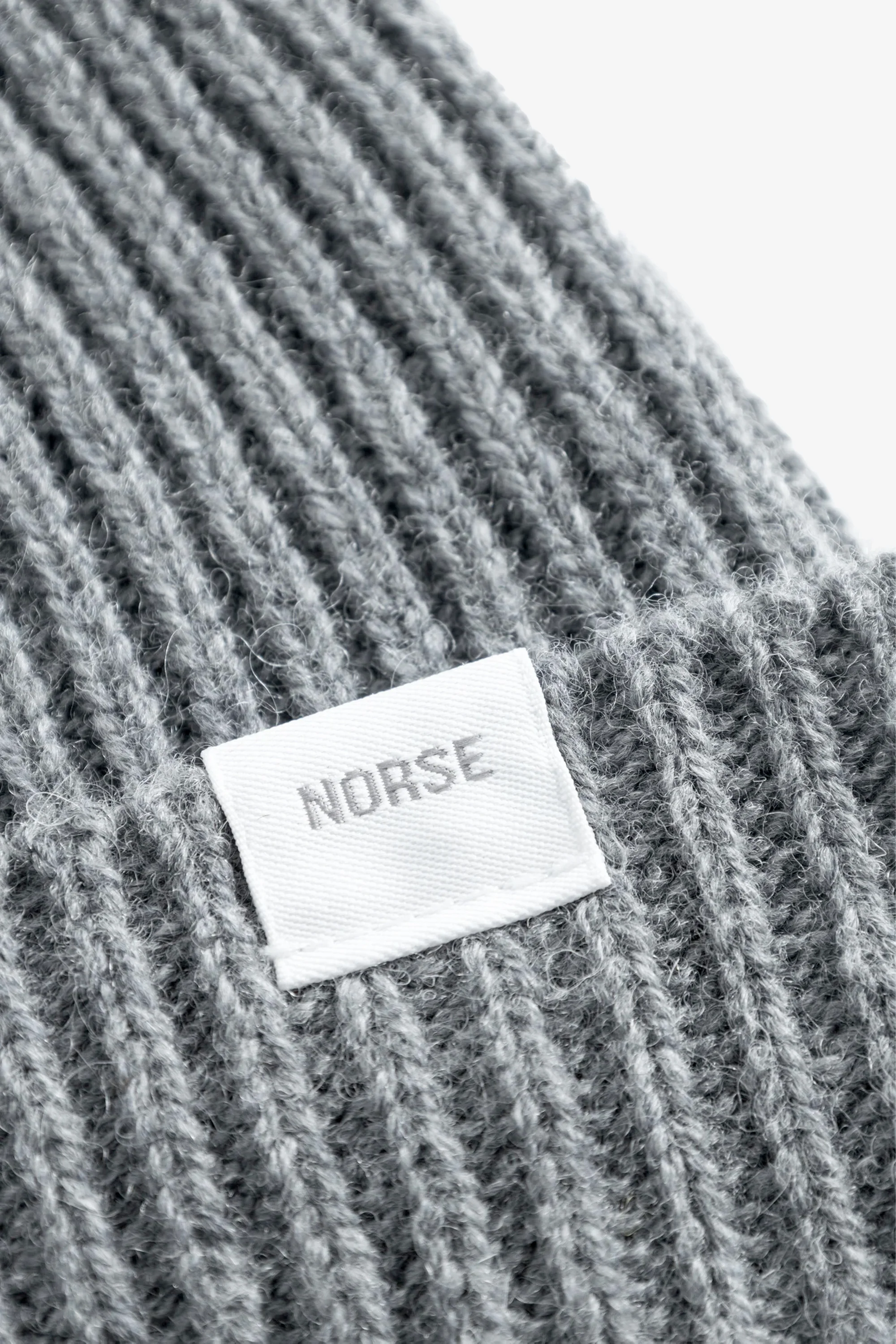 Norse Standard Merino Beanie Grey Melange - Image 3
