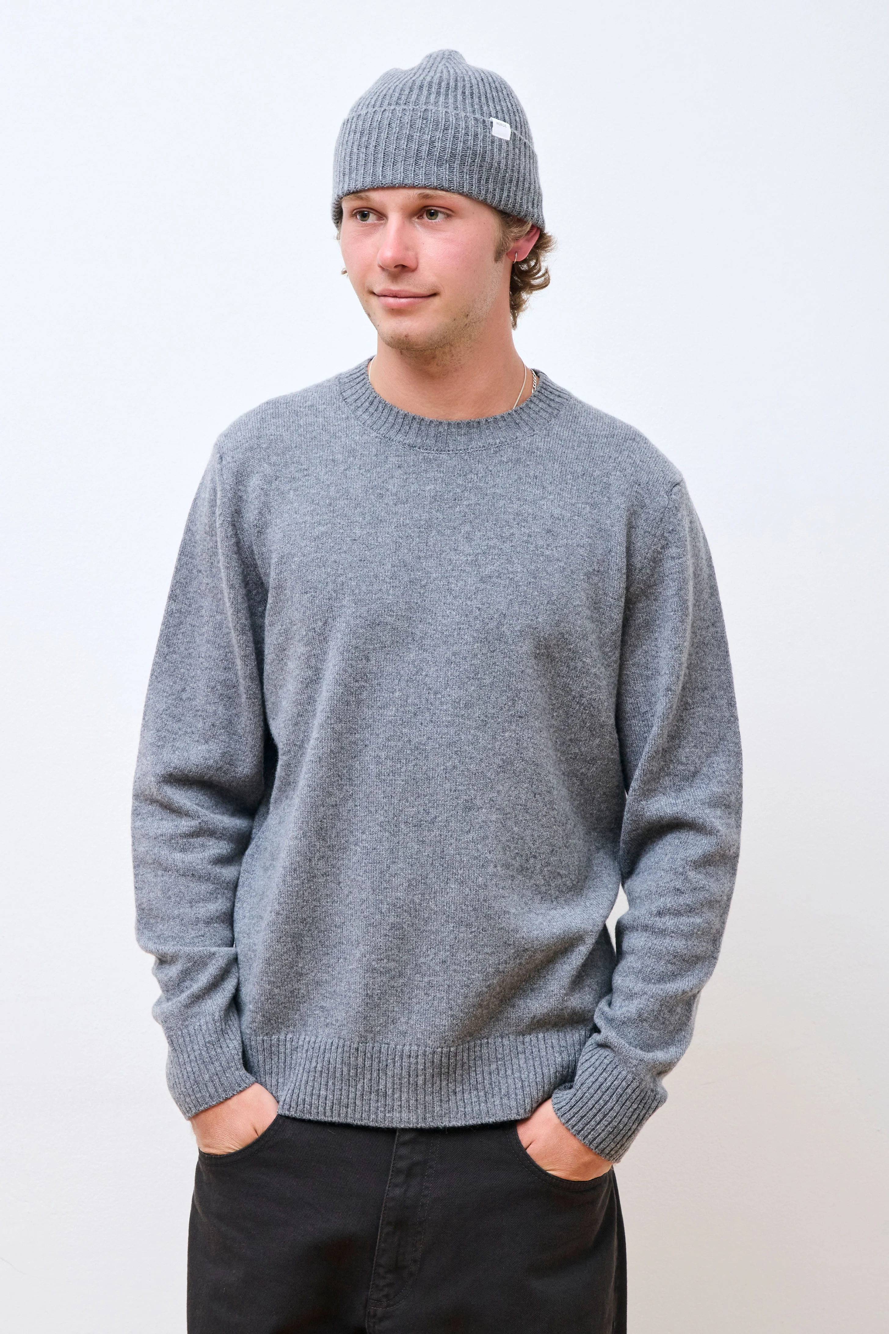 Norse Standard Merino Beanie Grey Melange - Image 5