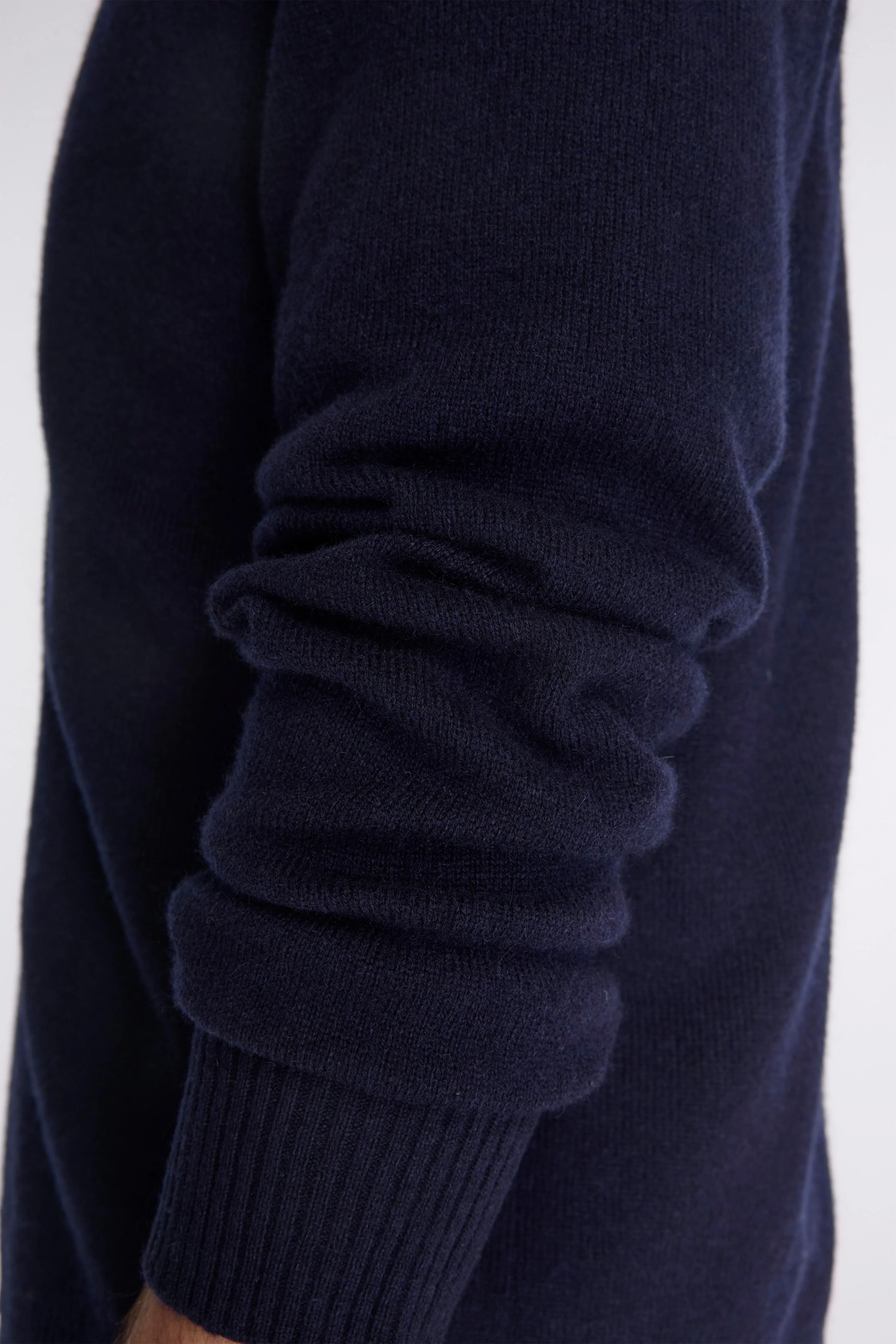 Norse Standard Merino Lambswool Cardigan Dark Navy - Image 4