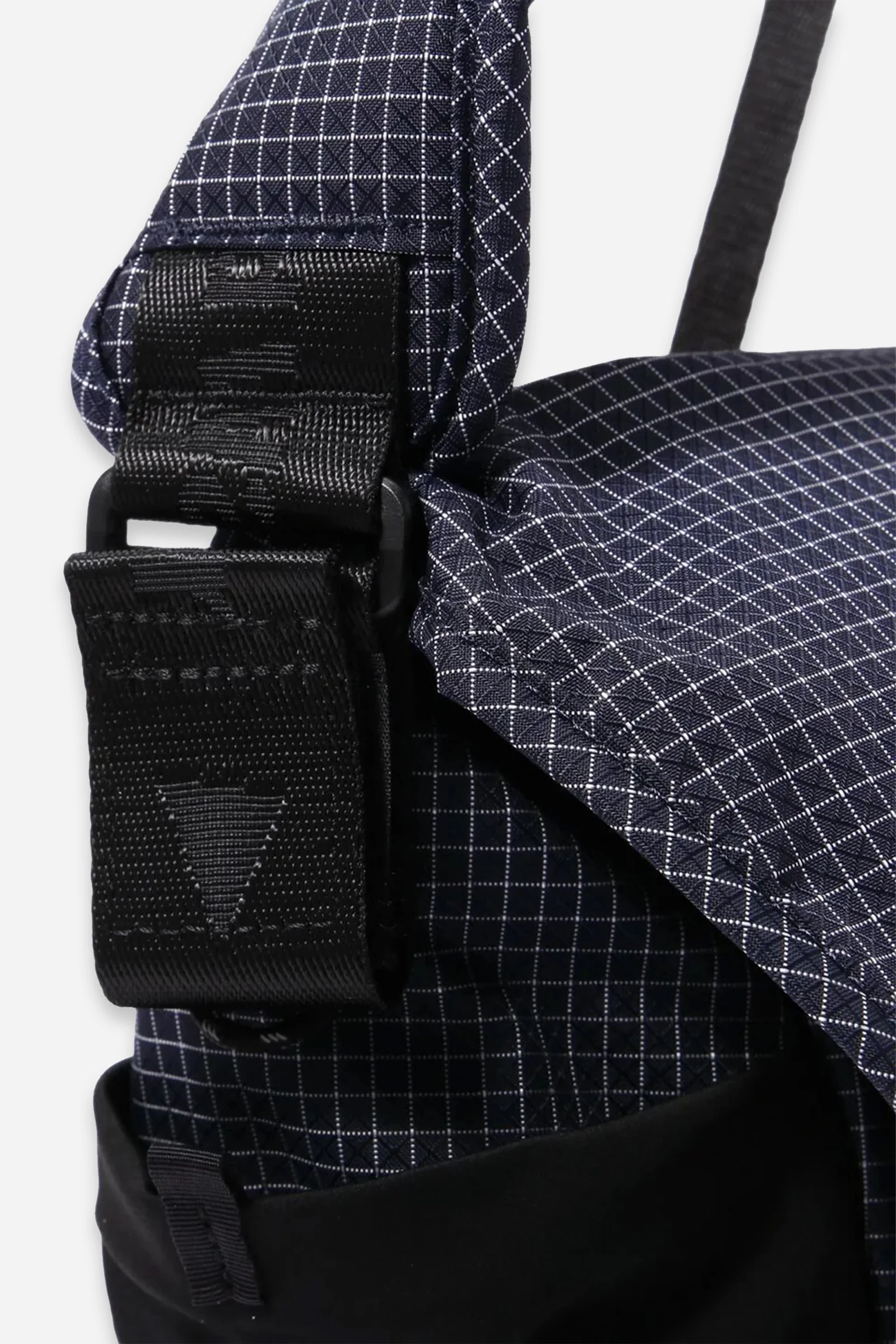 Ocean Rip Messenger Bag Gray - Image 4