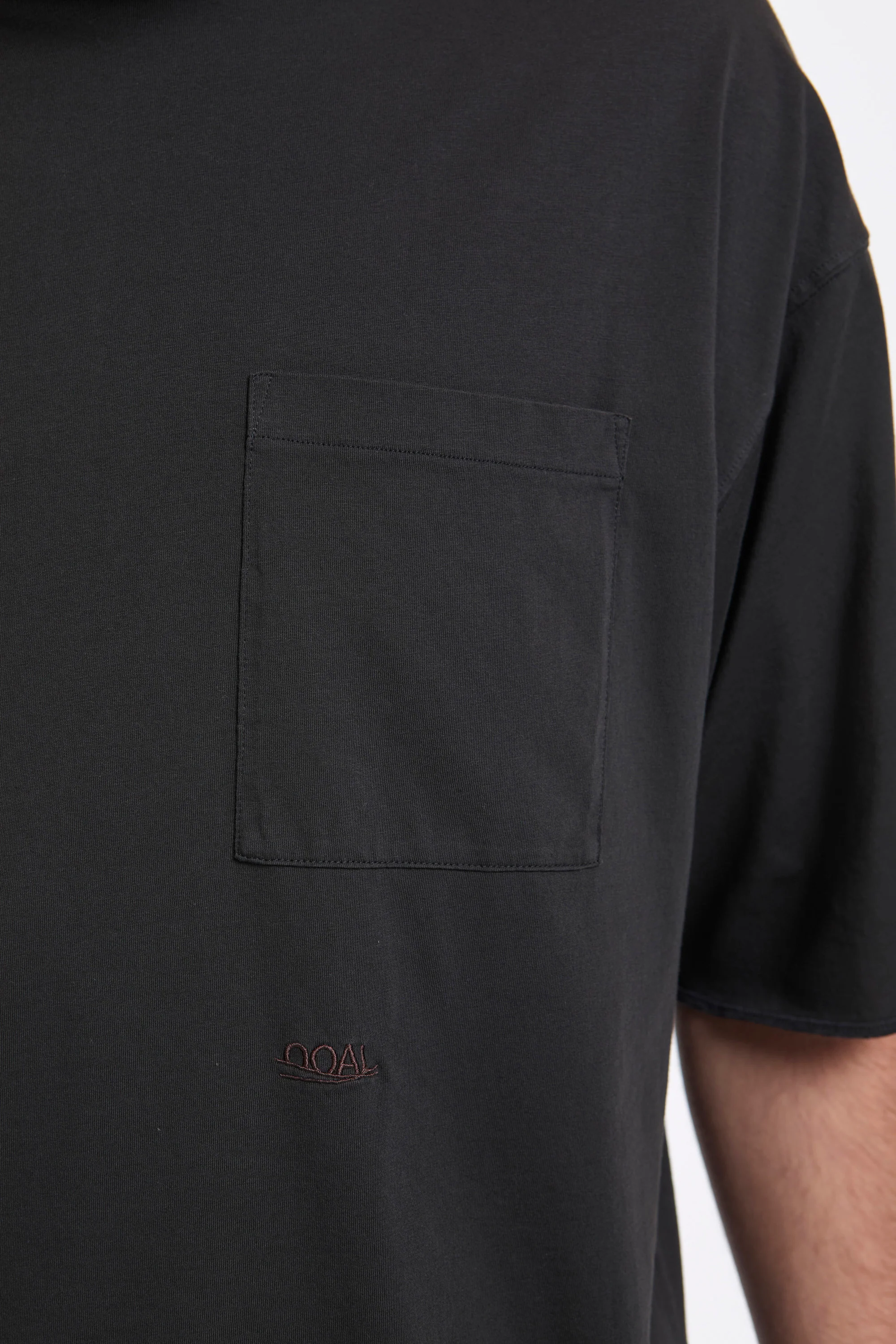 OOAL Pocket Tee Charcoal - Image 3