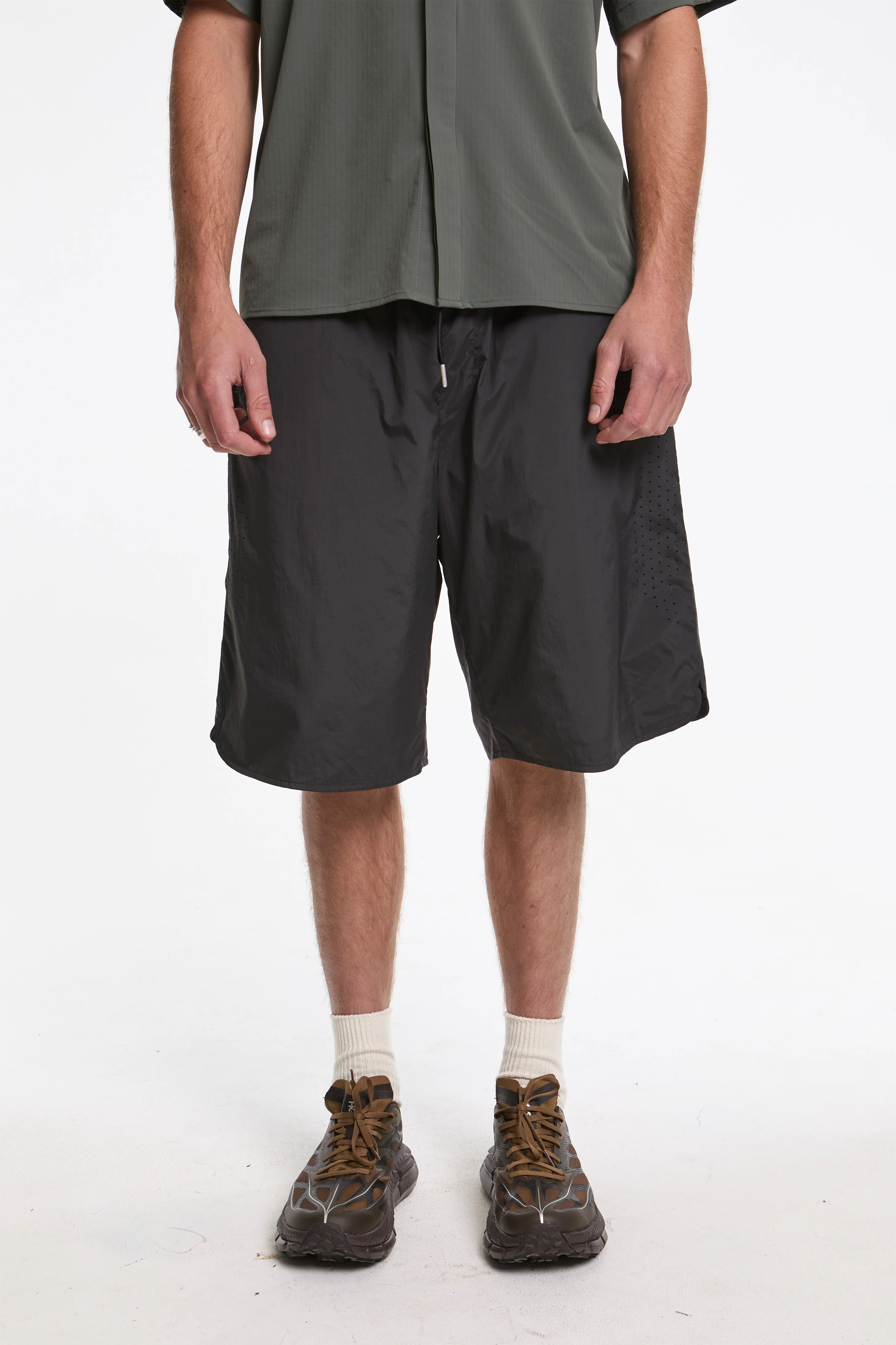 Orbit LT Technical Shorts Charcoal Black - Image 2