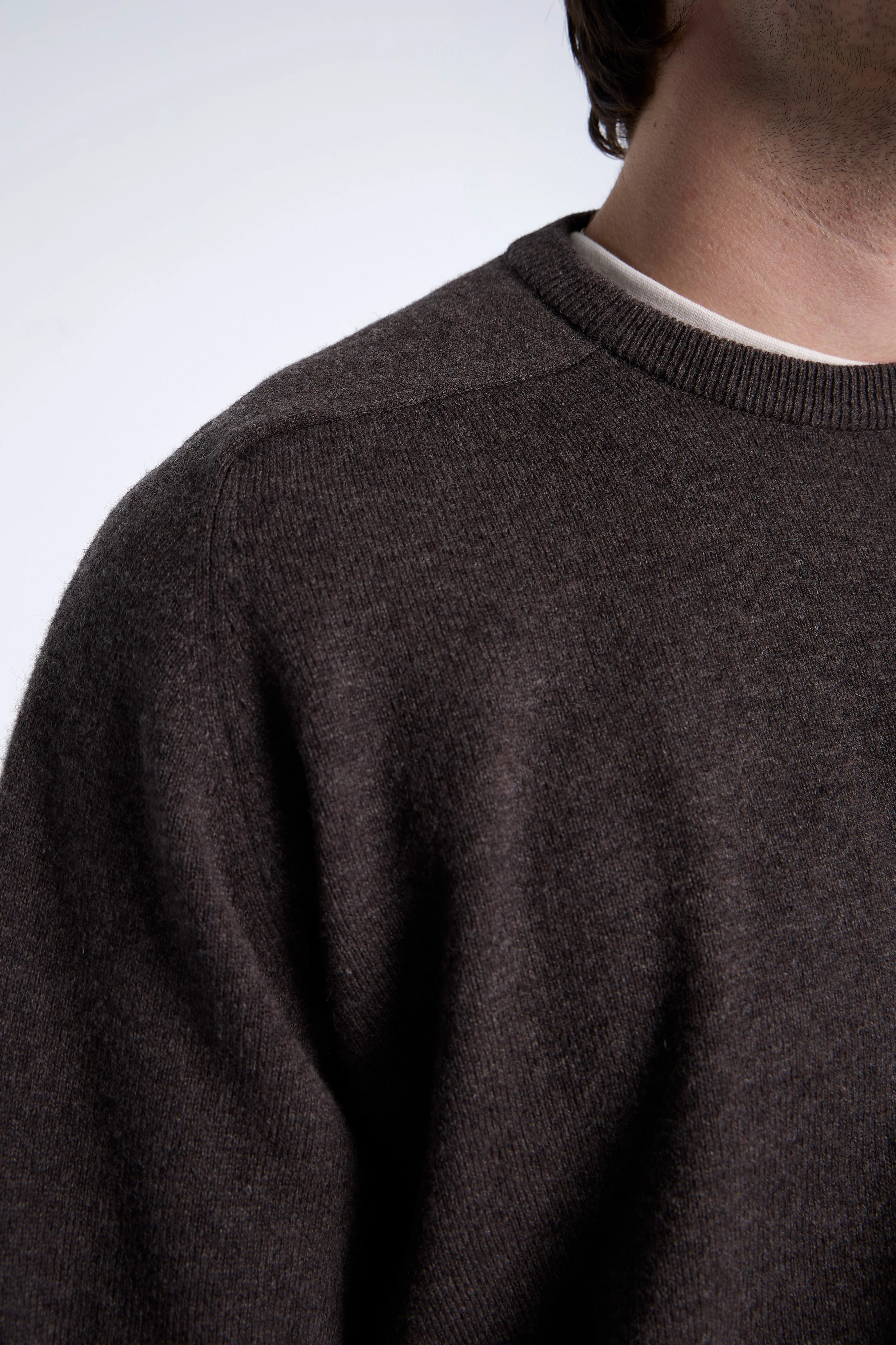 Simple Crew Neck Sweater - Image 5