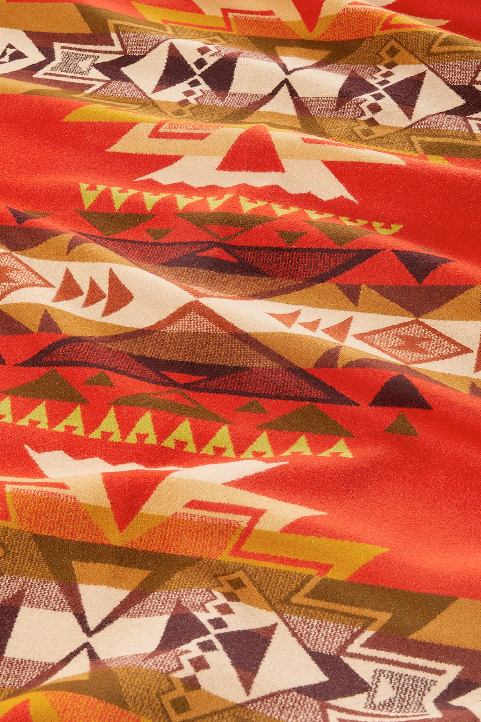 Highland Peak Linited Edition Blanket - Image 4