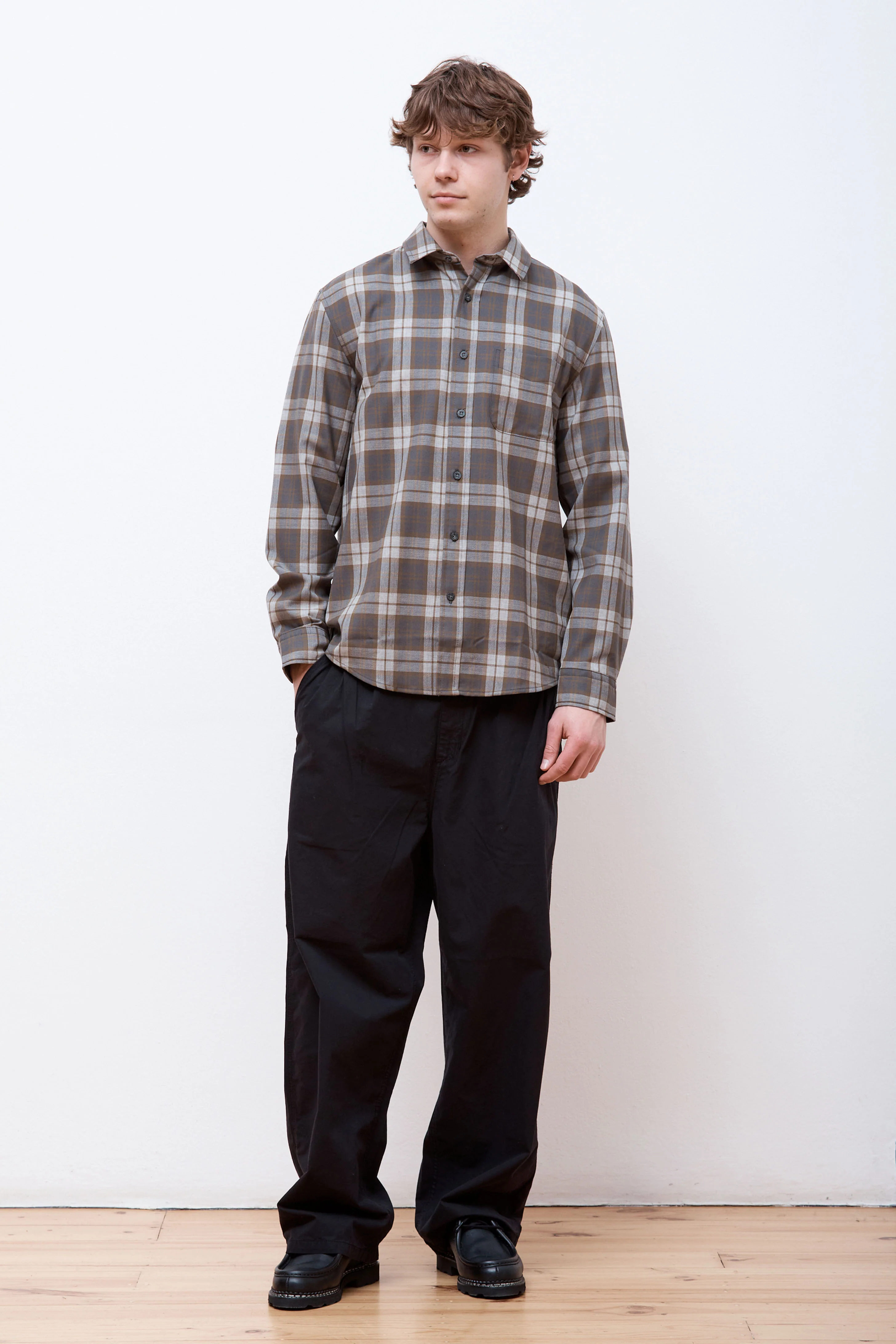 Merino Lodge Shirt Olive/Grey Mix Plaid - Image 7