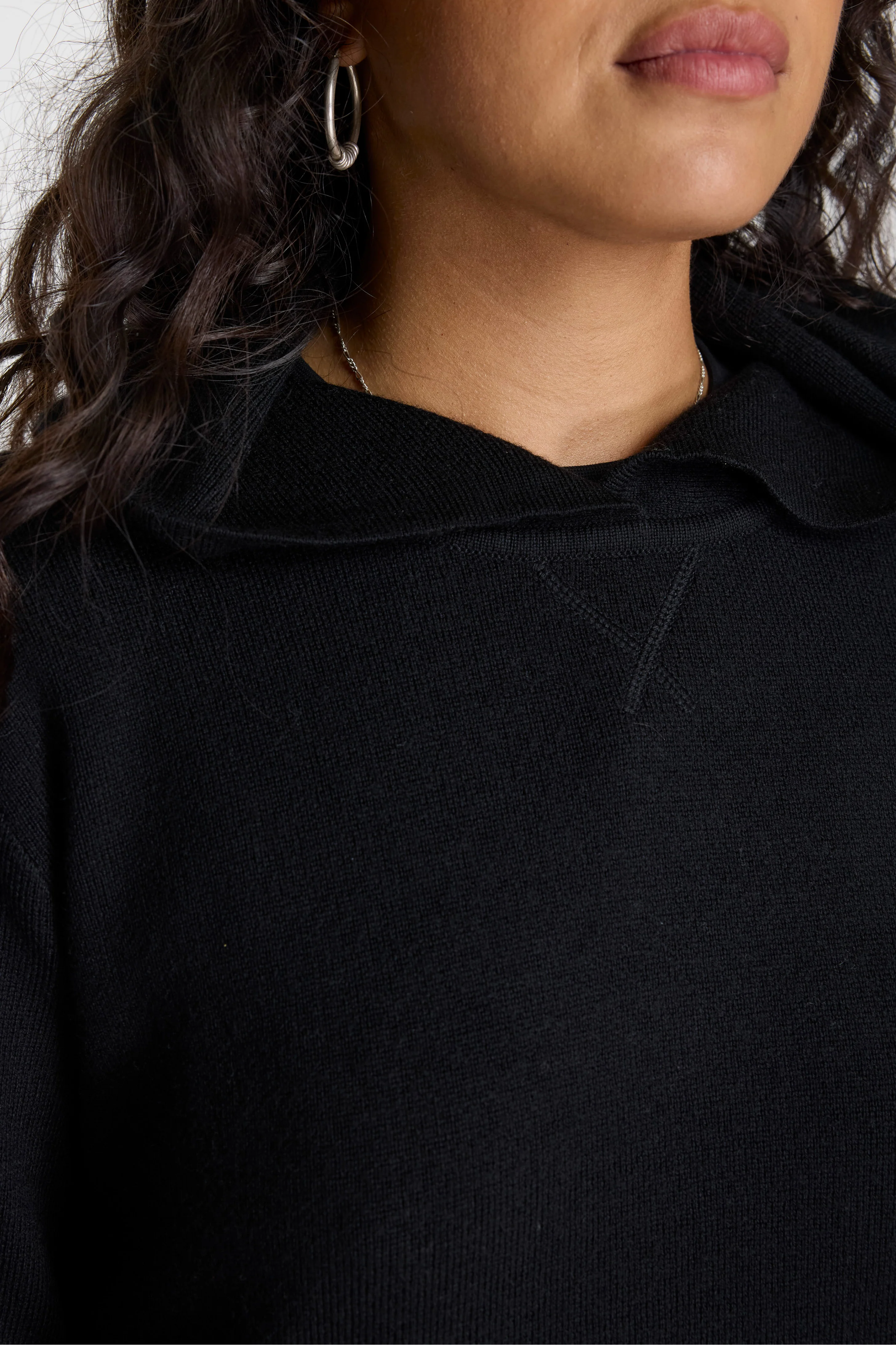 Merino Pullover Hoodie Black - Image 3