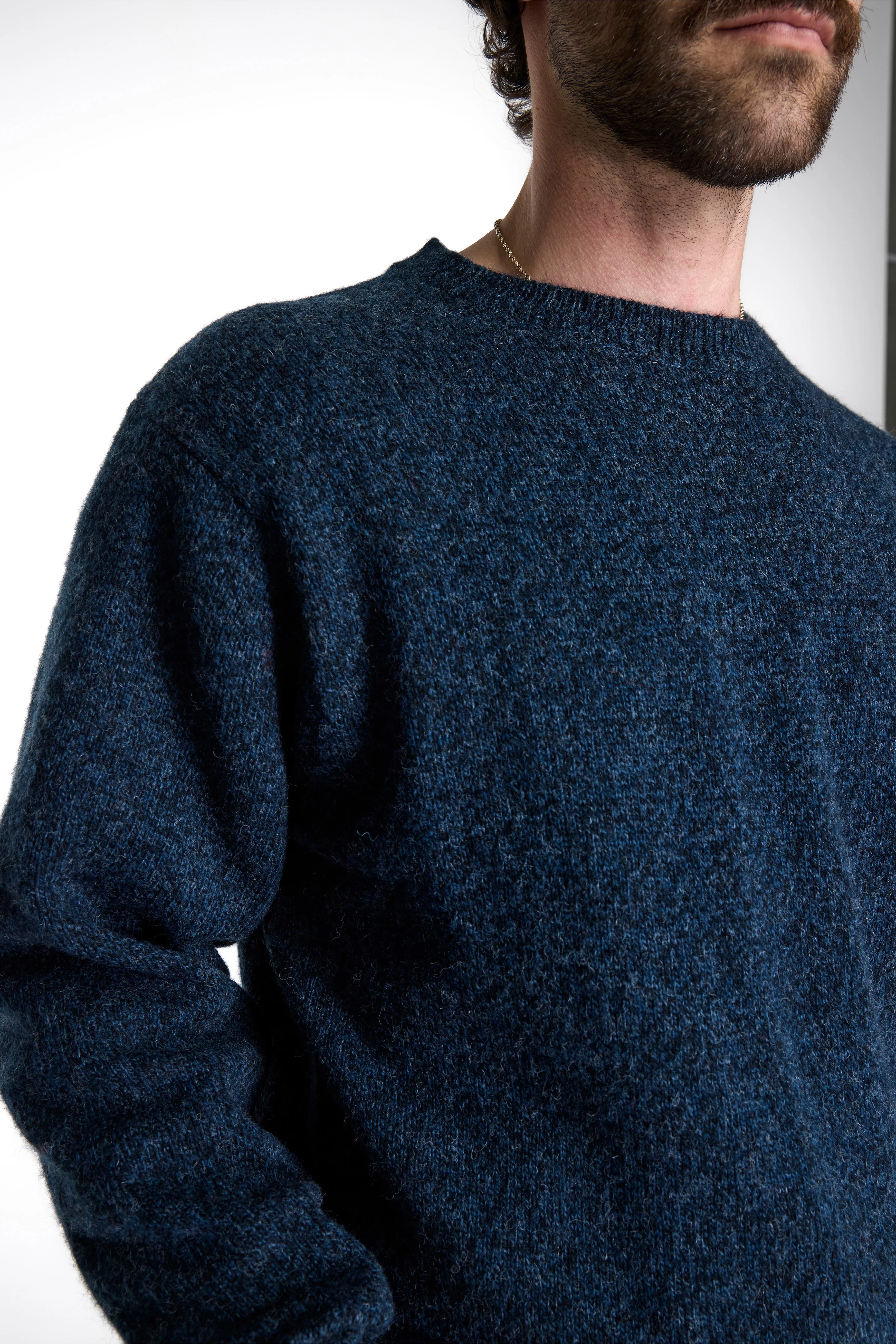 Shetland Wool Crew Indigo Heather - Image 4