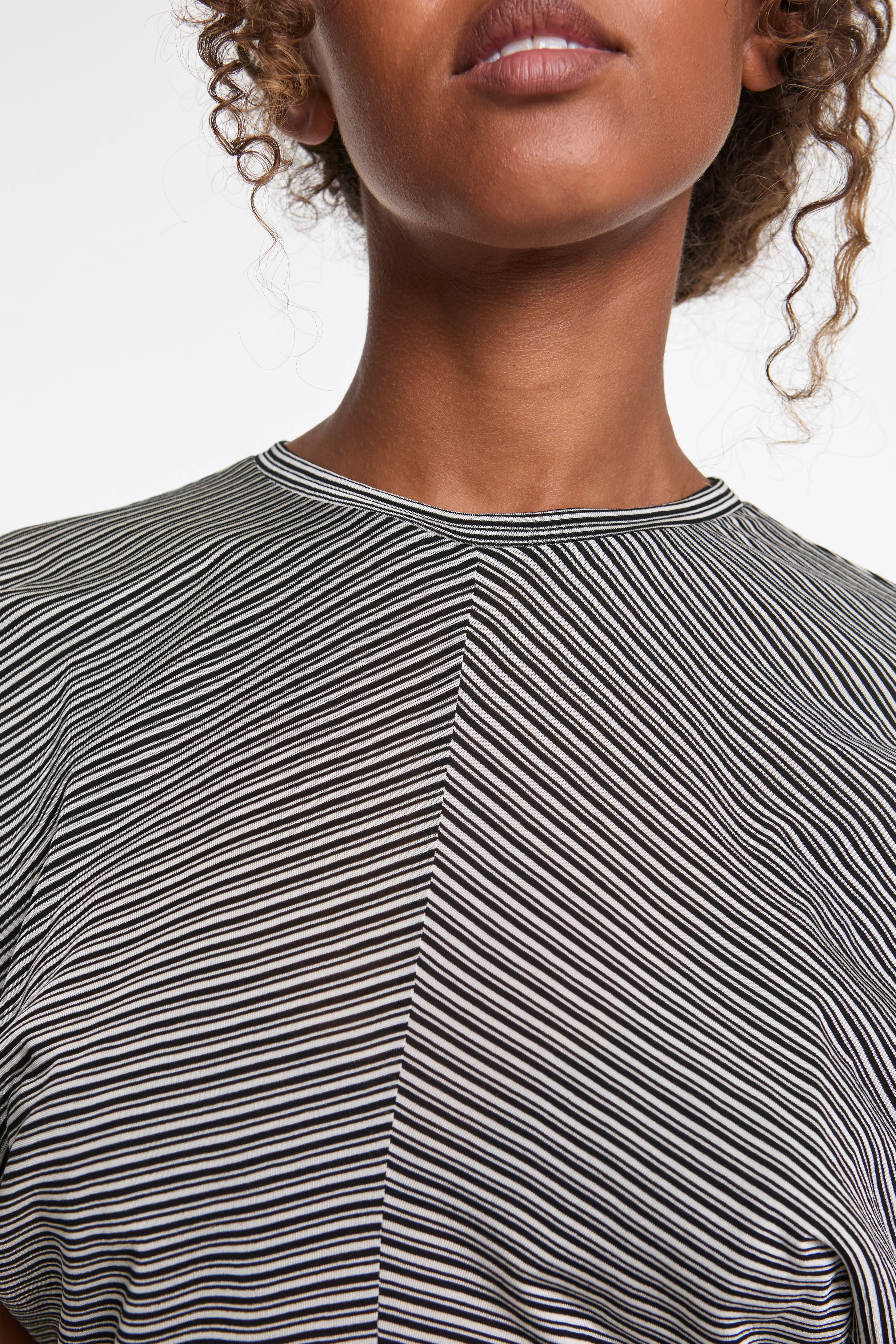 Pleated Shoulder Jersey Black Stripe - Image 4