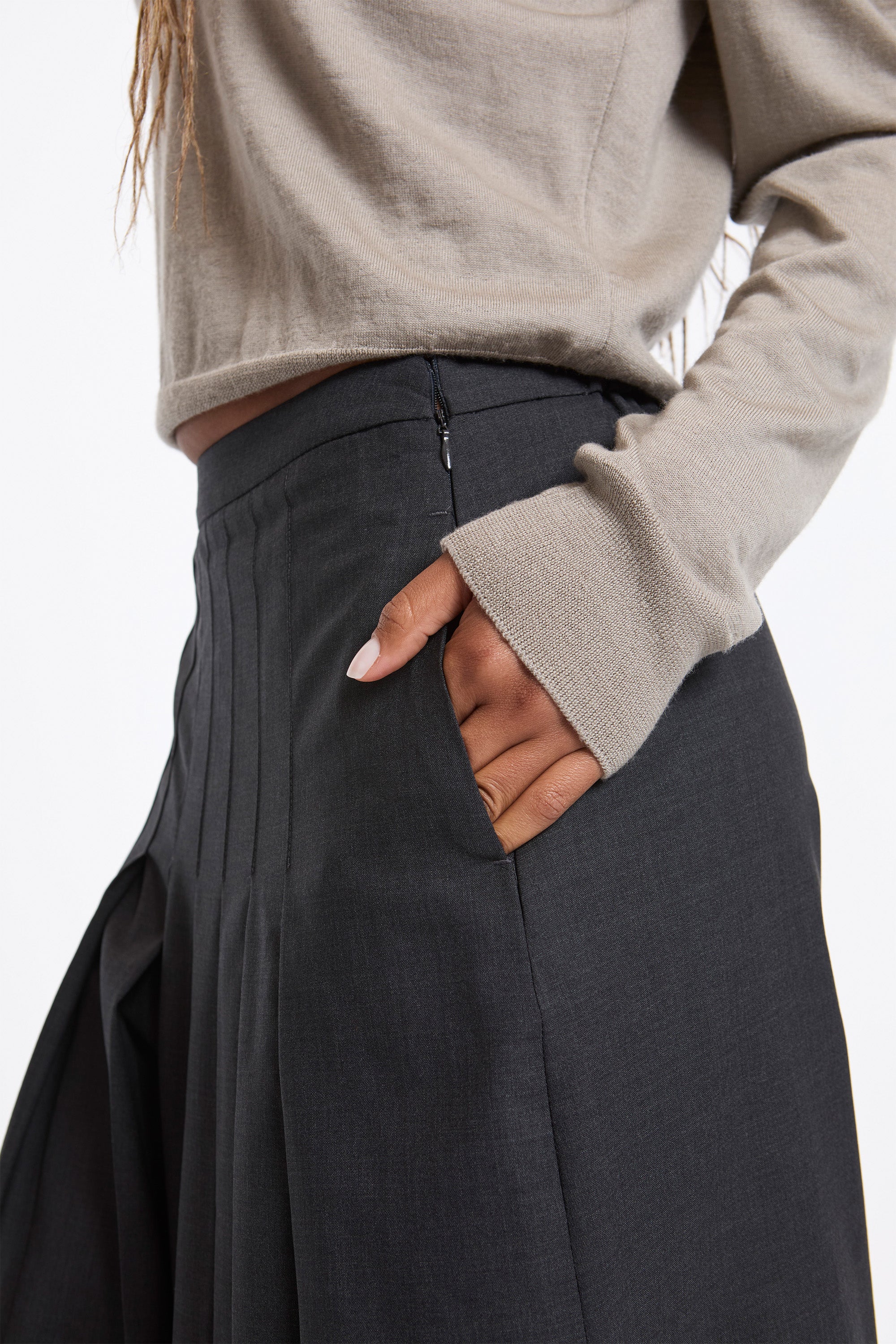 Pleated Wool Culotte Charcoal - Image 5