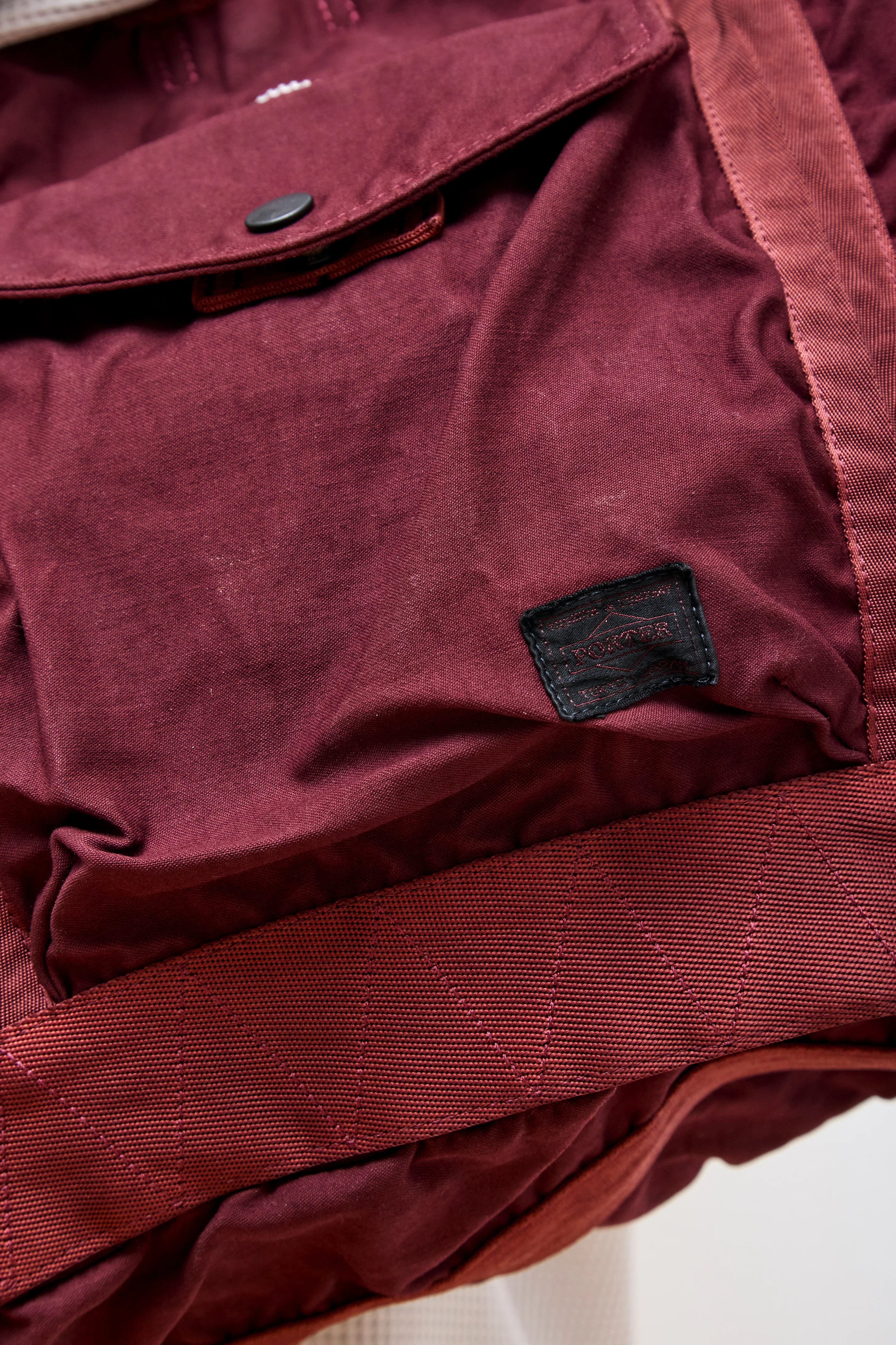 Crag Tote Bag Burgandy - Image 5