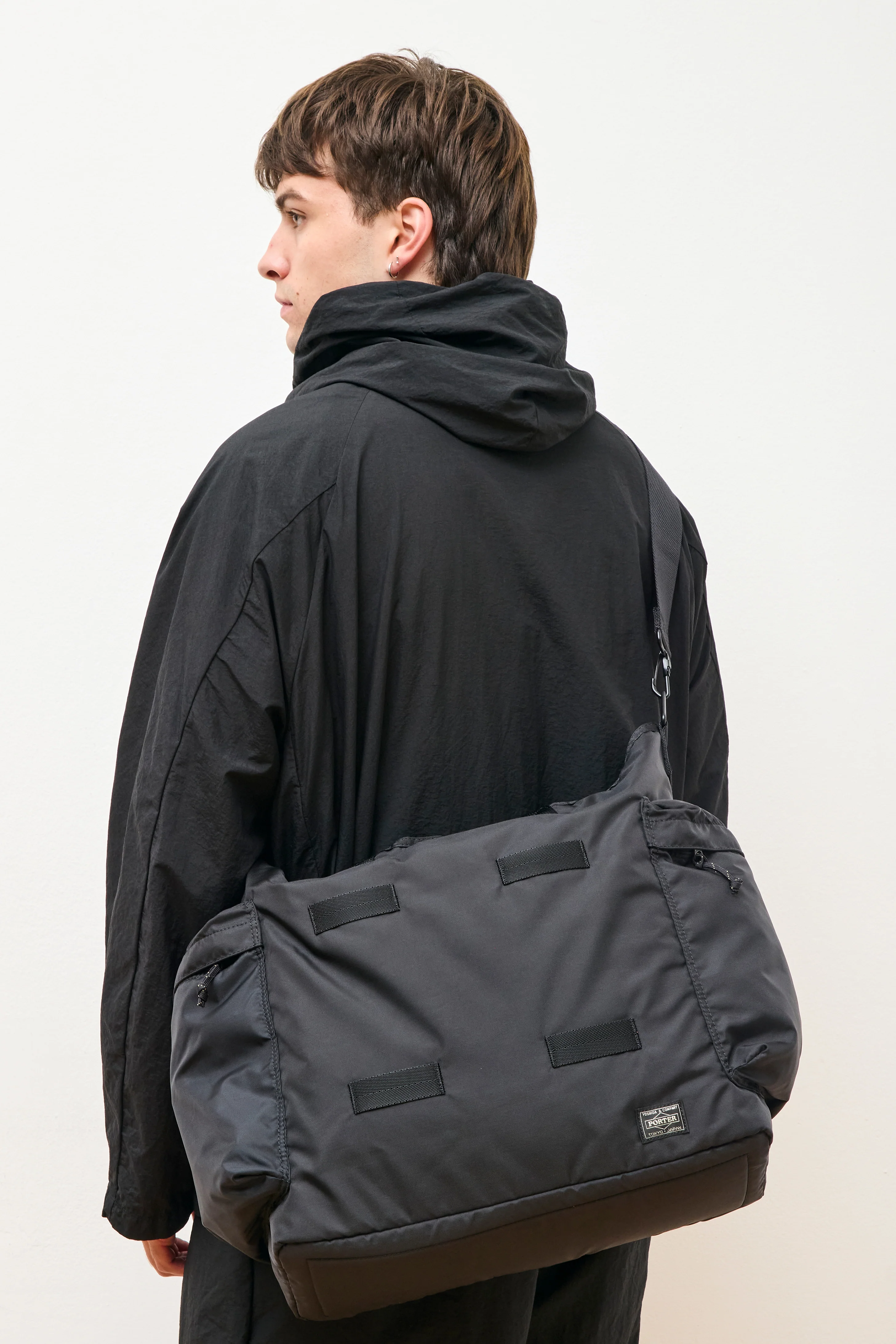 Force 2Way Tote Bag Black - Image 3