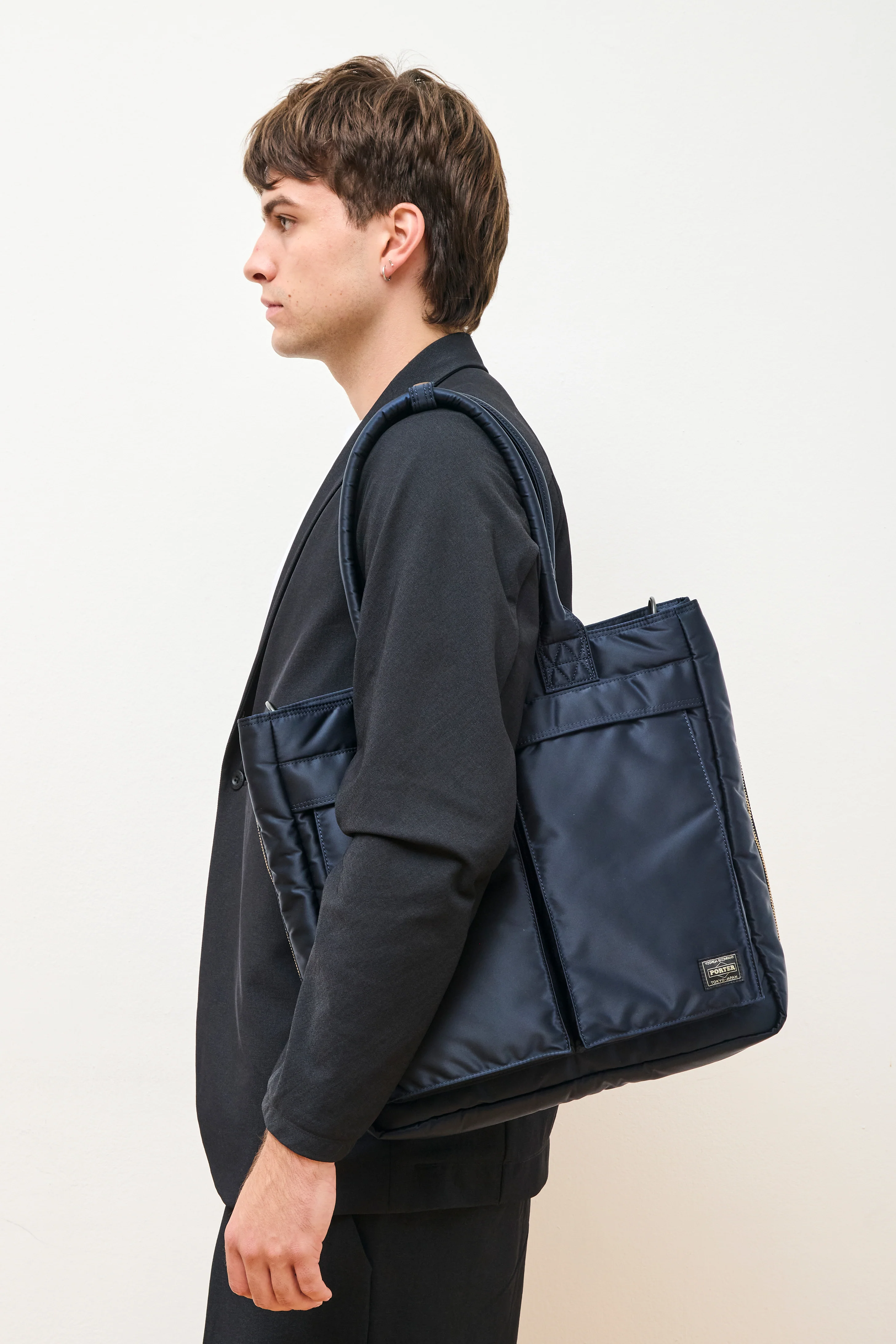 Tanker Carrying Tote Bag Navy - Image 2