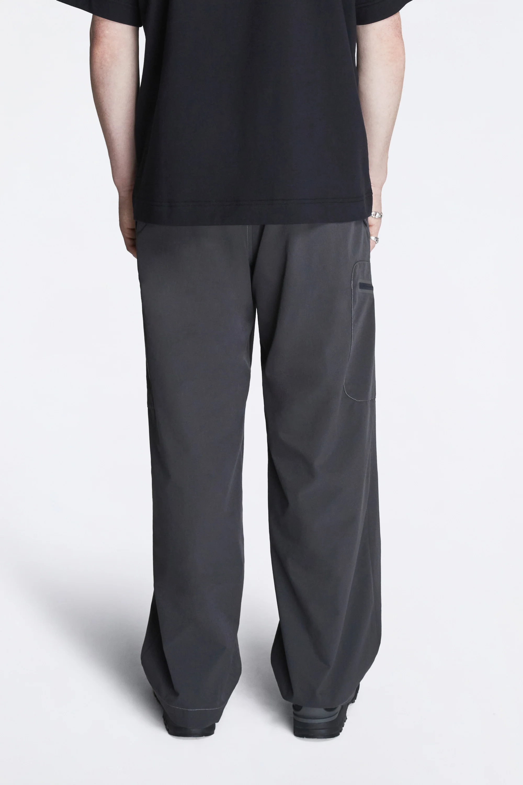 Roa × And Wander Breathable Pants Charcoal - Image 2