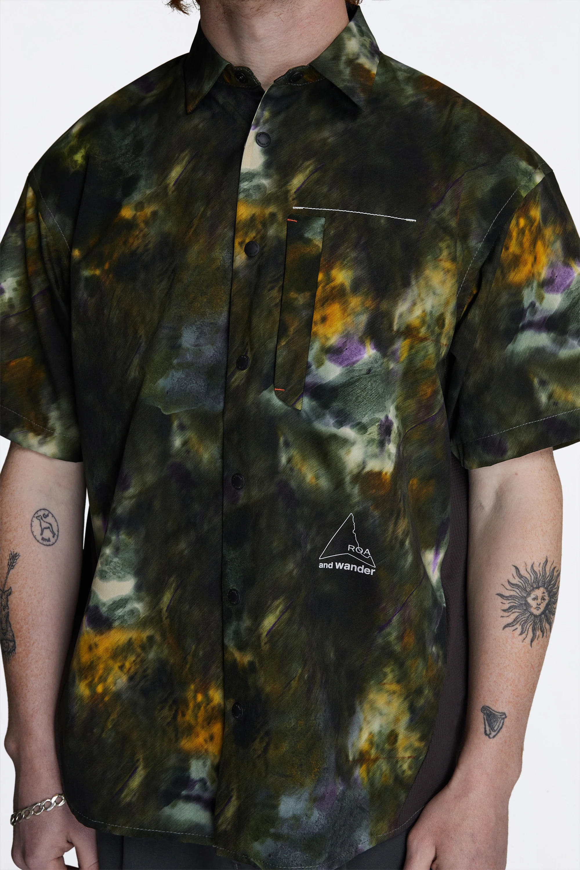 Roa × And Wander Printed Breathable Shirt Camo - Image 3