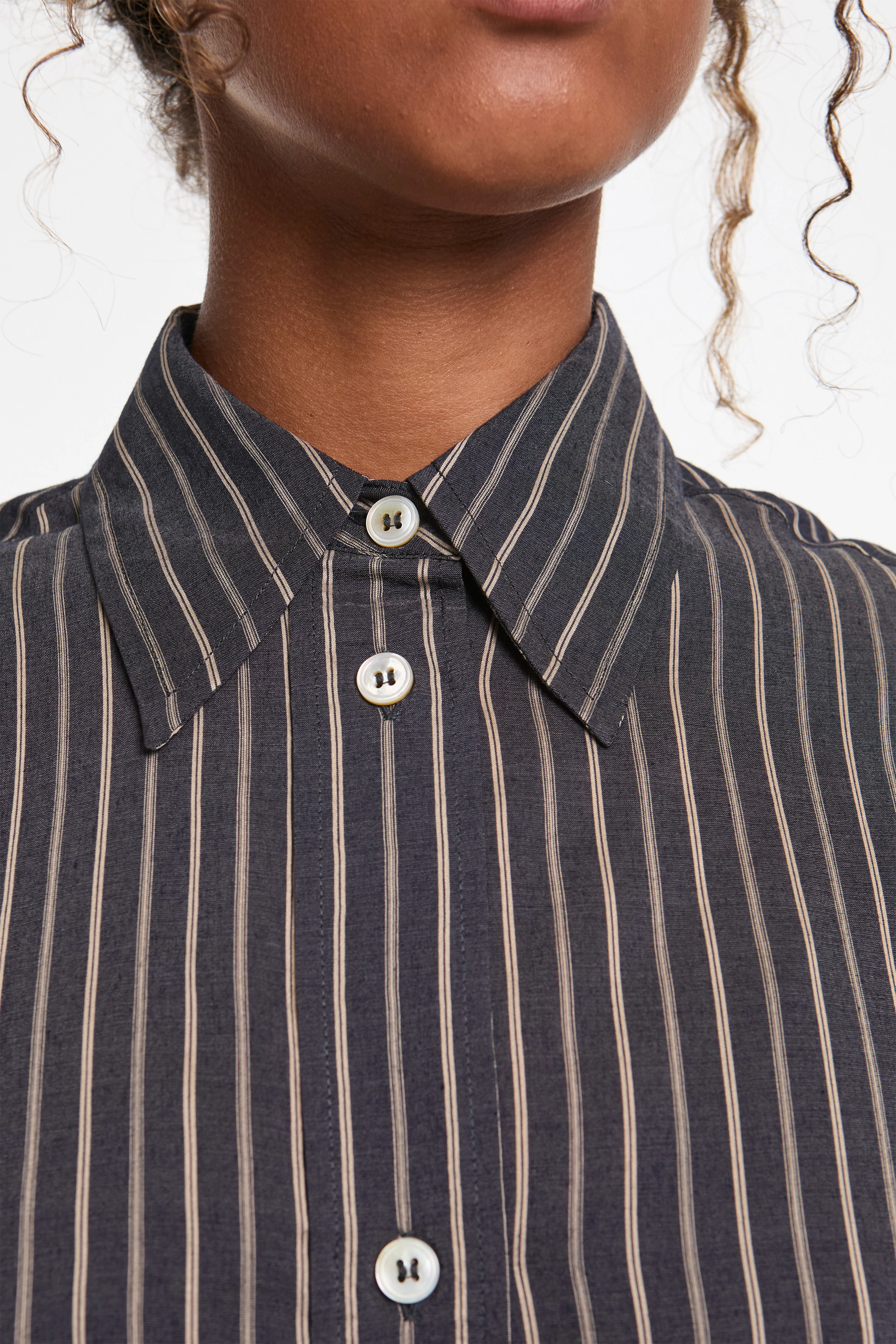 Rouen Lyocell Silk Stripe Shirt Indigo - Image 3